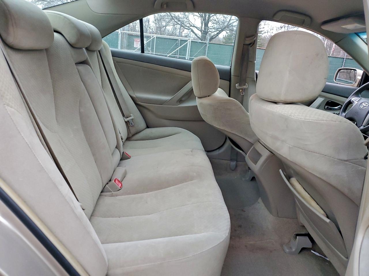2009 TOYOTA CAMRY BASE photo 10
