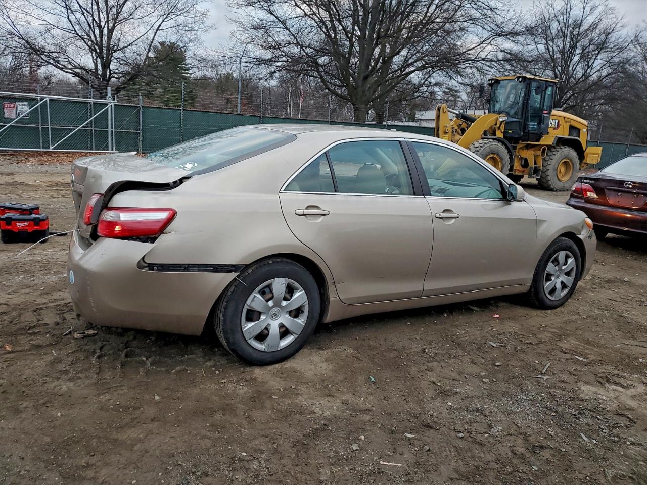 2009 TOYOTA CAMRY BASE photo 3