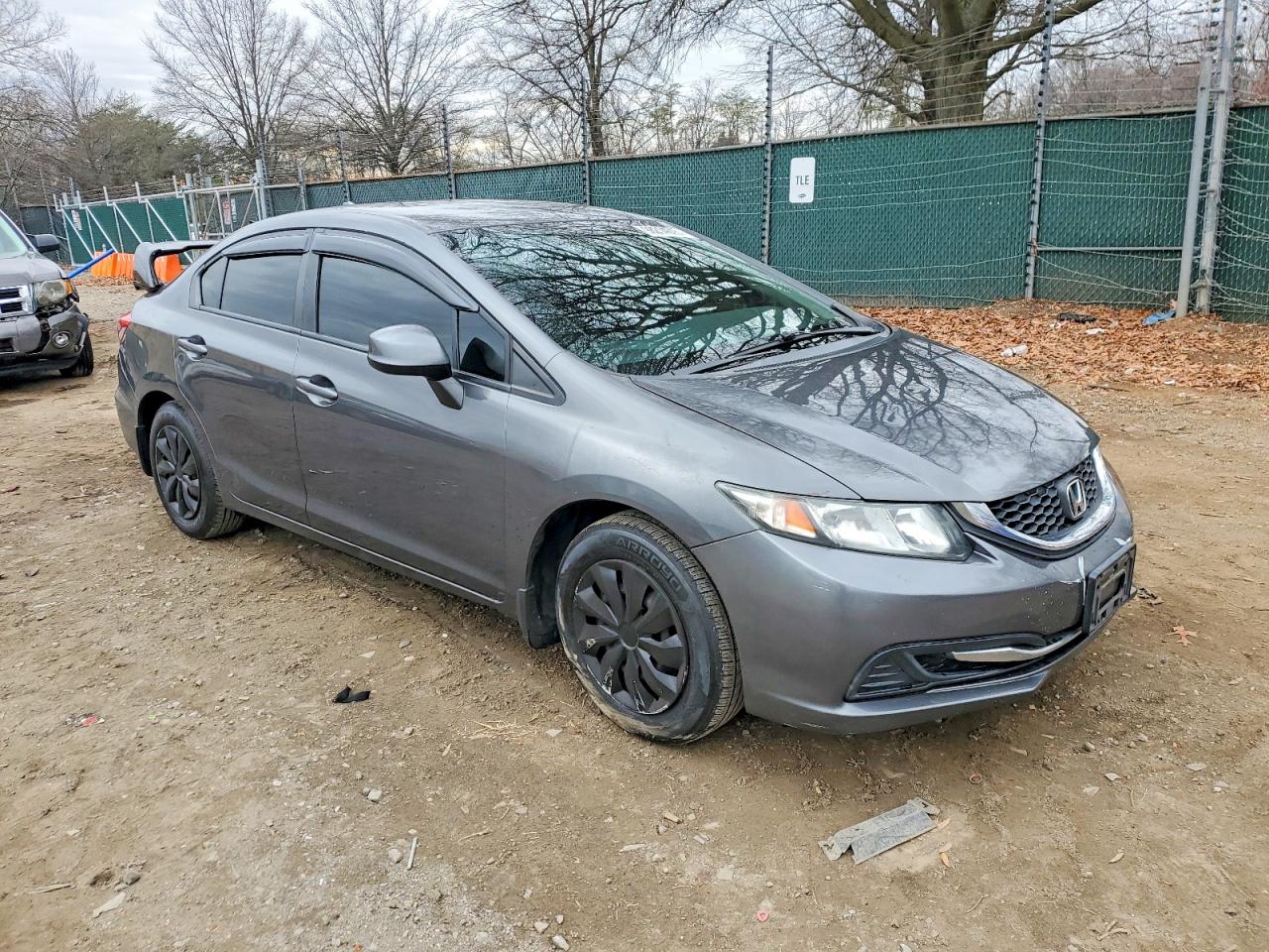 2013 HONDA CIVIC LX photo 4