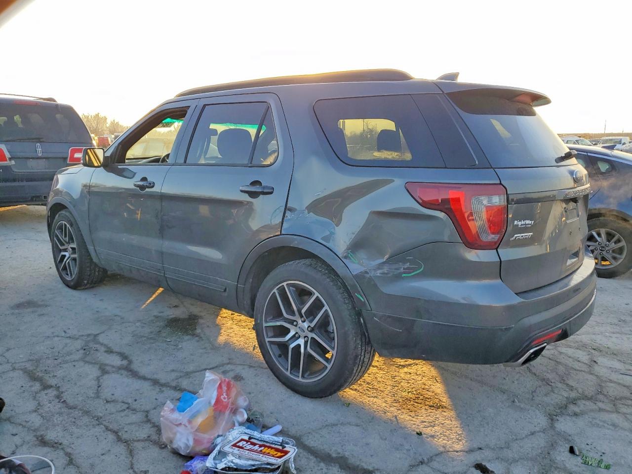 2017 FORD EXPLORER SPORT photo 2