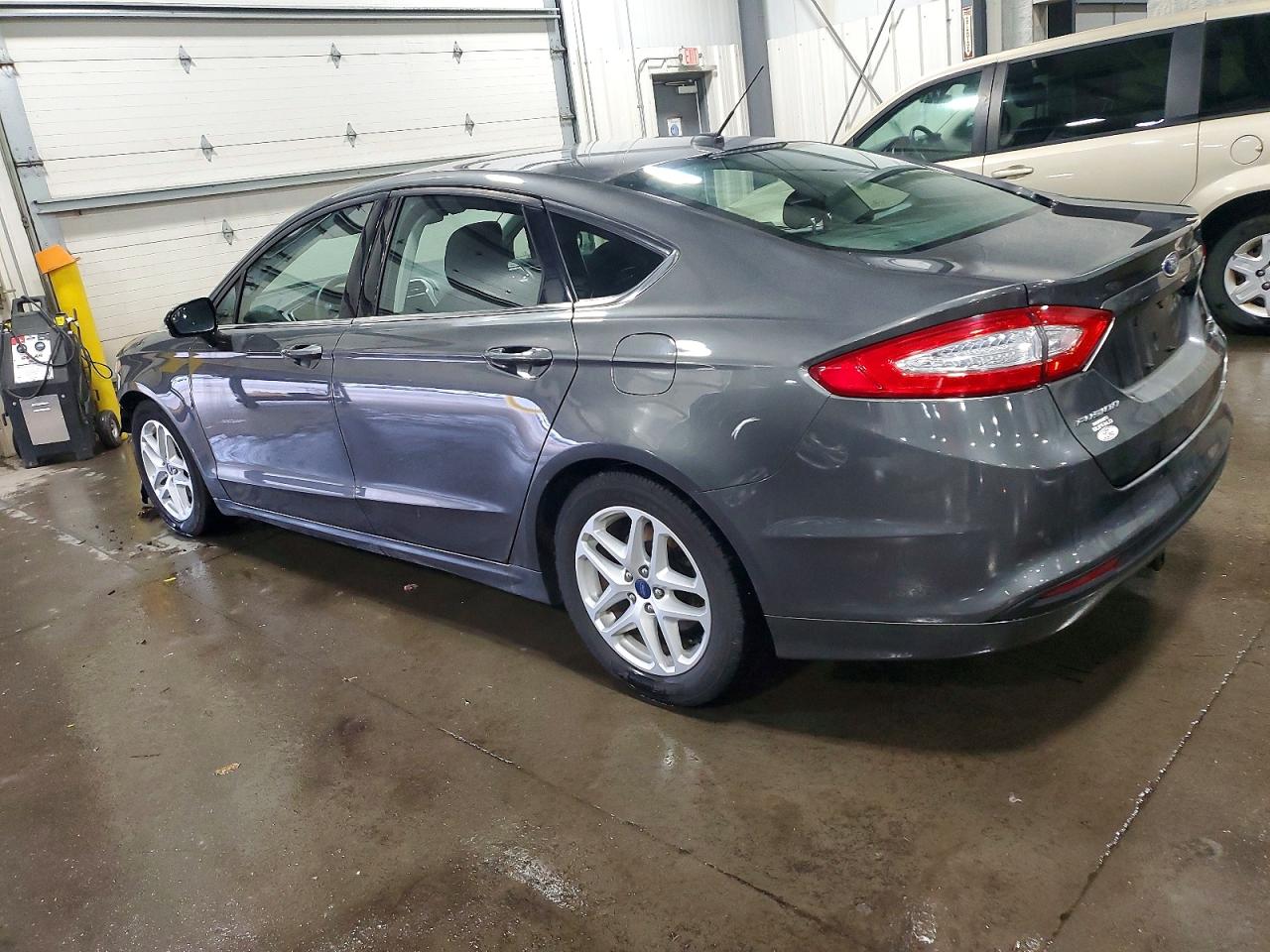 2016 FORD FUSION SE photo 3