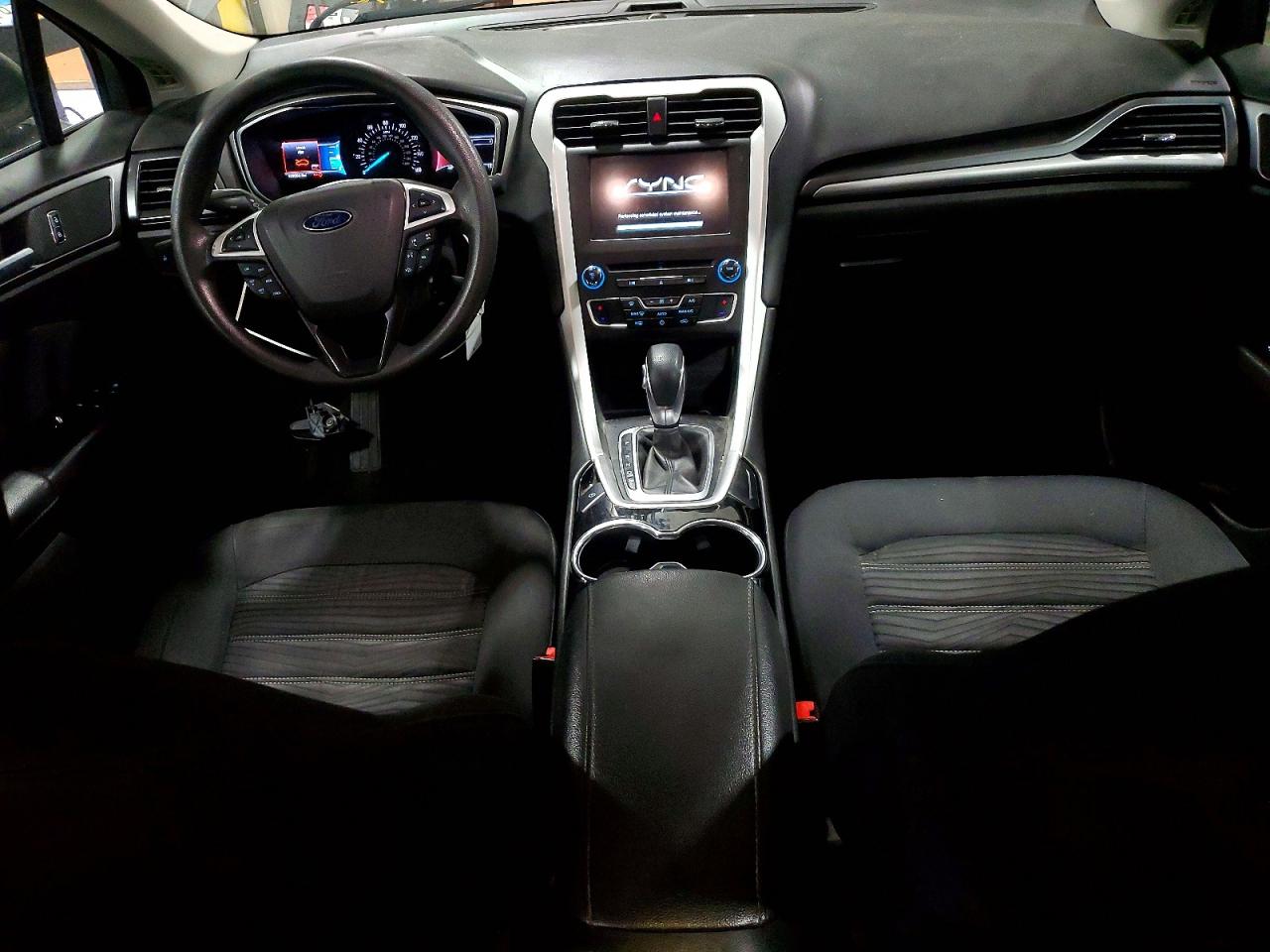 2016 FORD FUSION SE photo 15