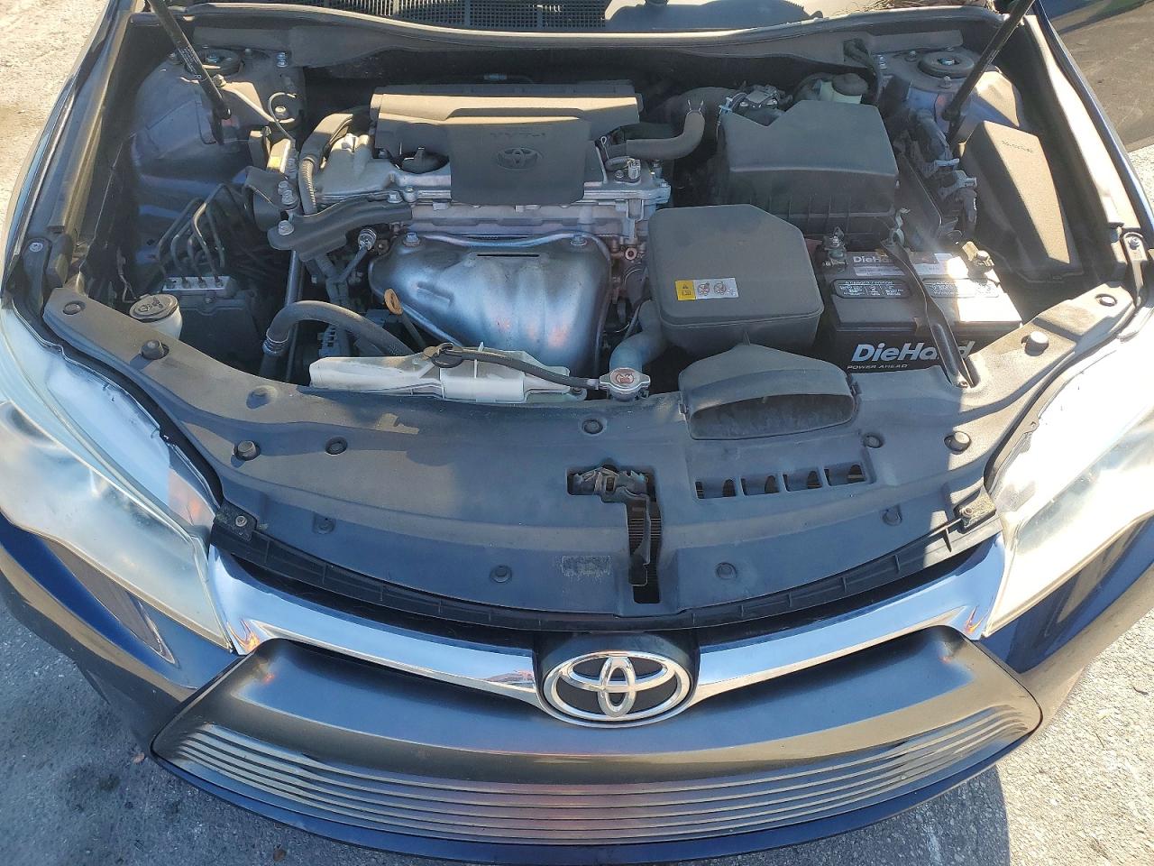 2017 TOYOTA CAMRY LE photo 21