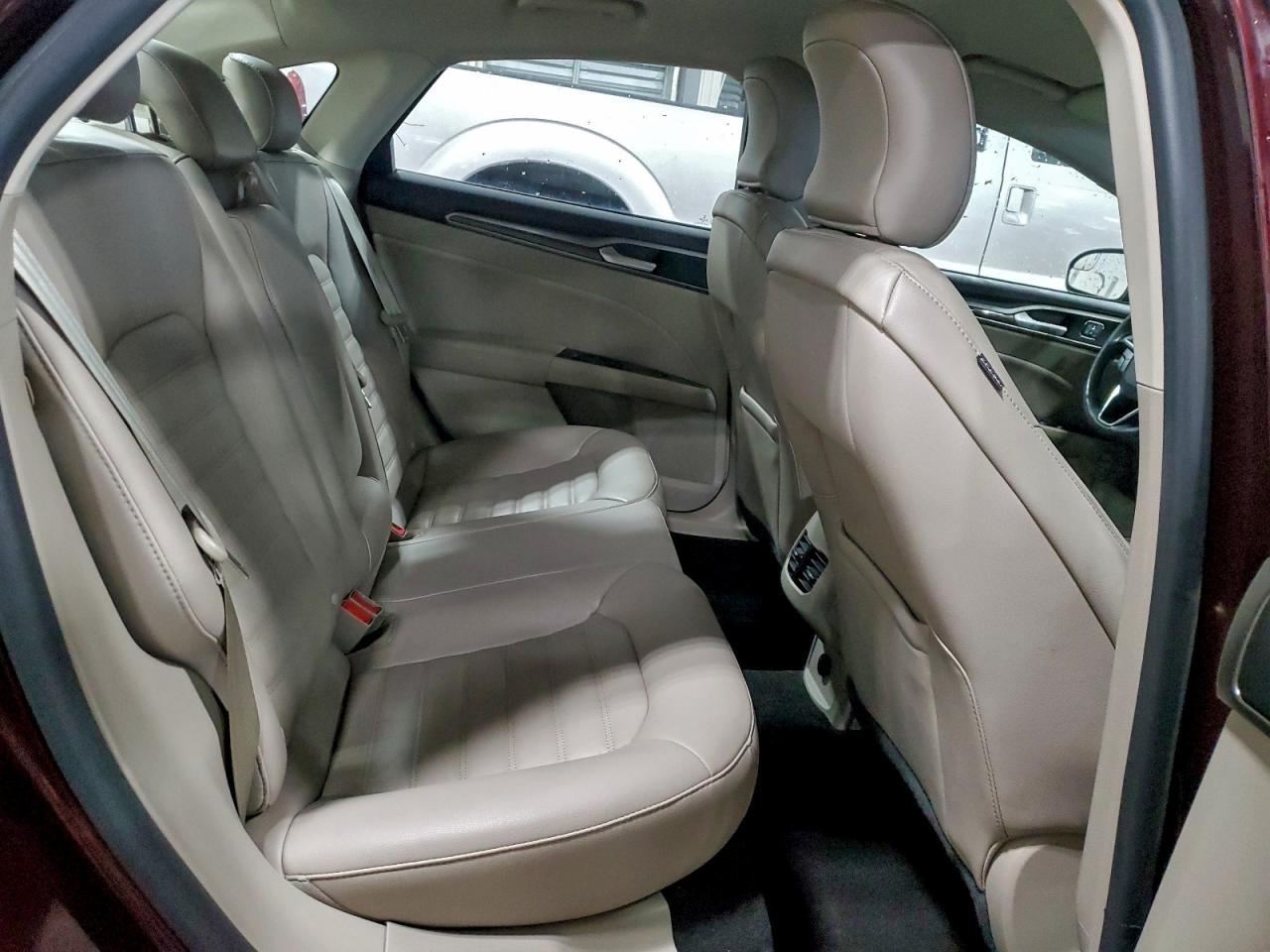 2018 FORD FUSION SE photo 10