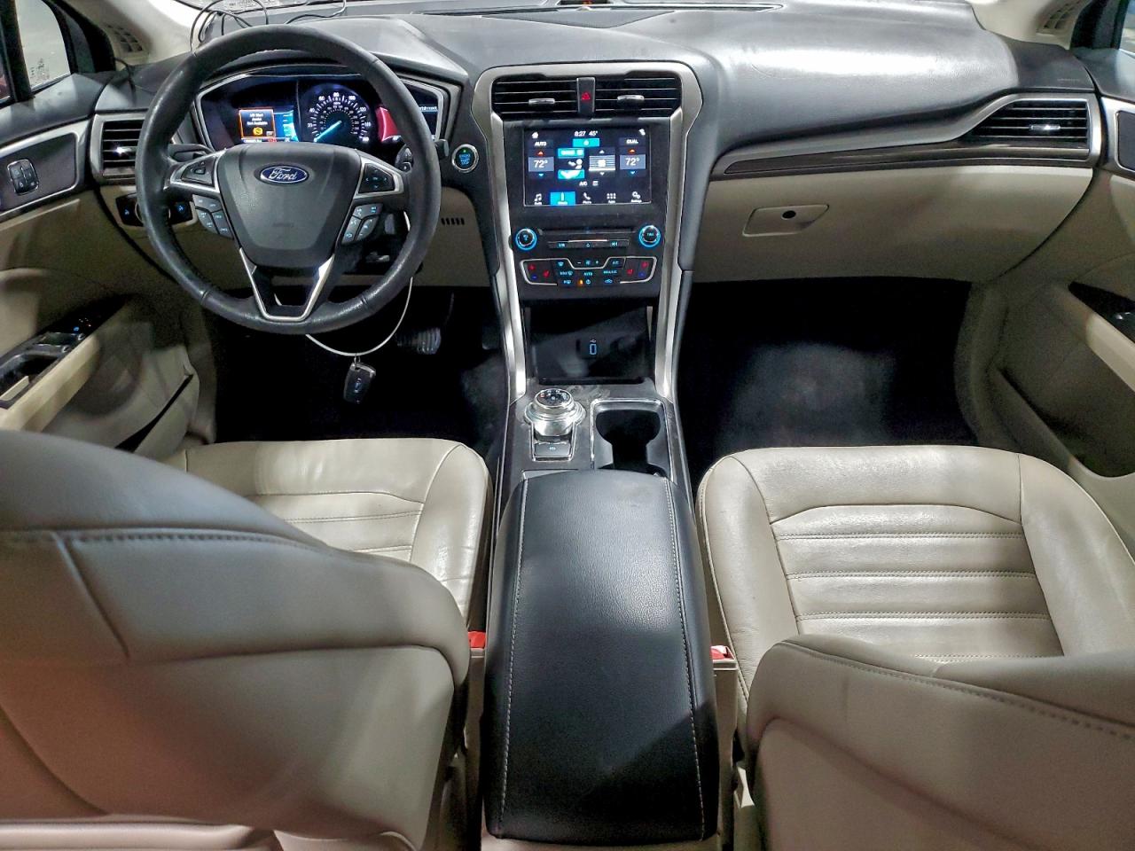 2018 FORD FUSION SE photo 8