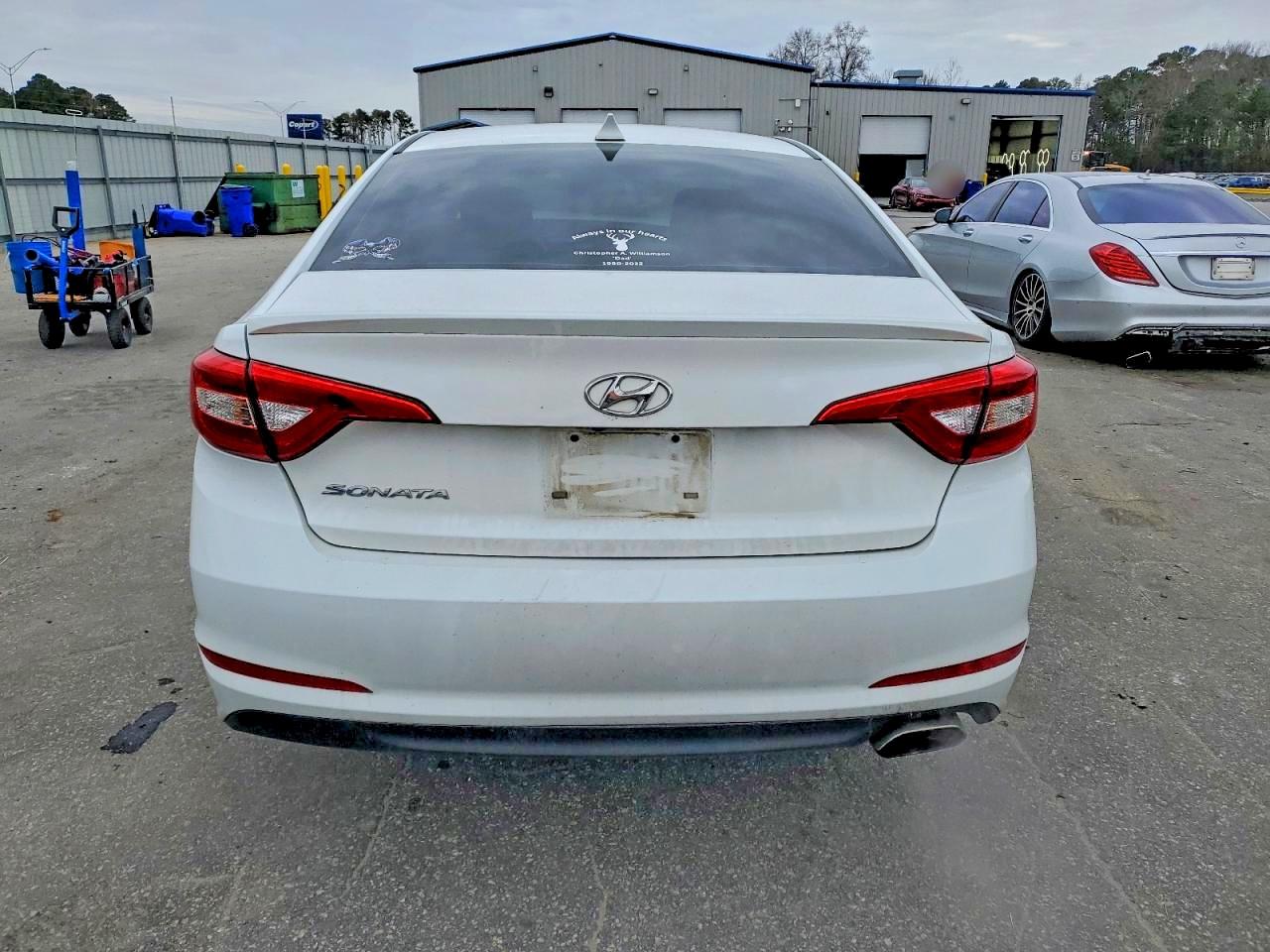 2016 HYUNDAI SONATA SE photo 6