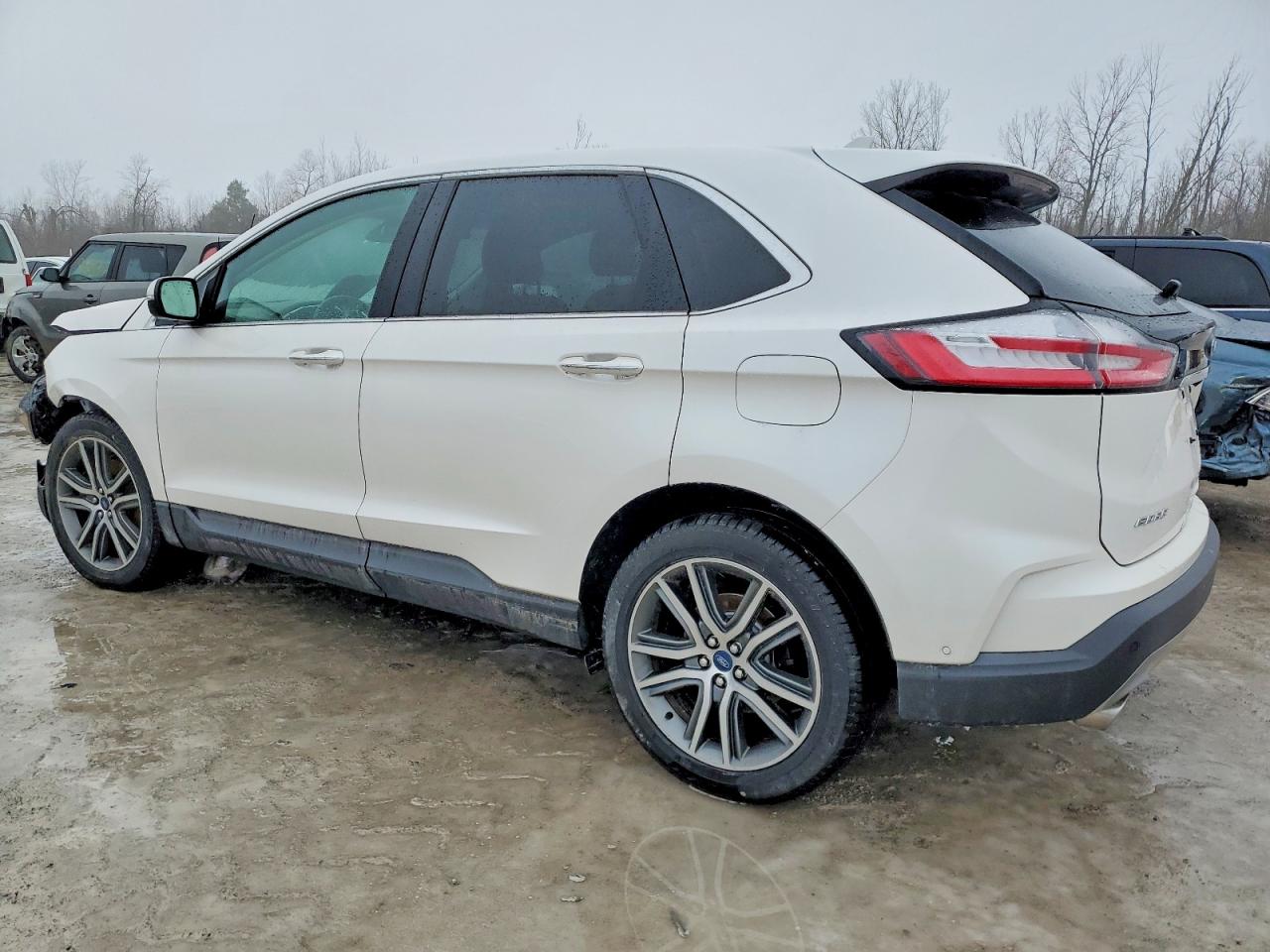 2019 FORD EDGE TITANIUM photo 2