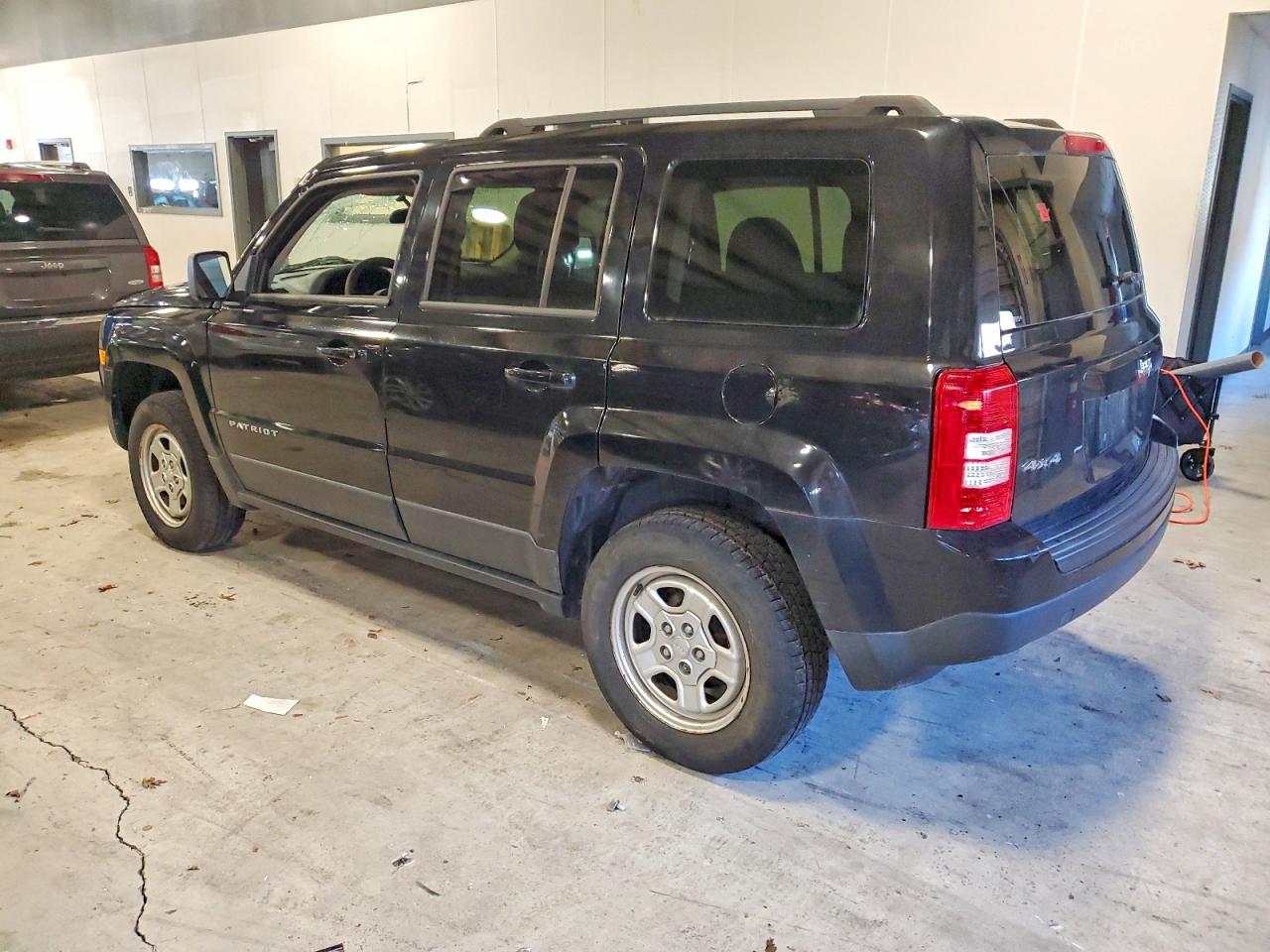 2015 JEEP PATRIOT SPORT photo 2