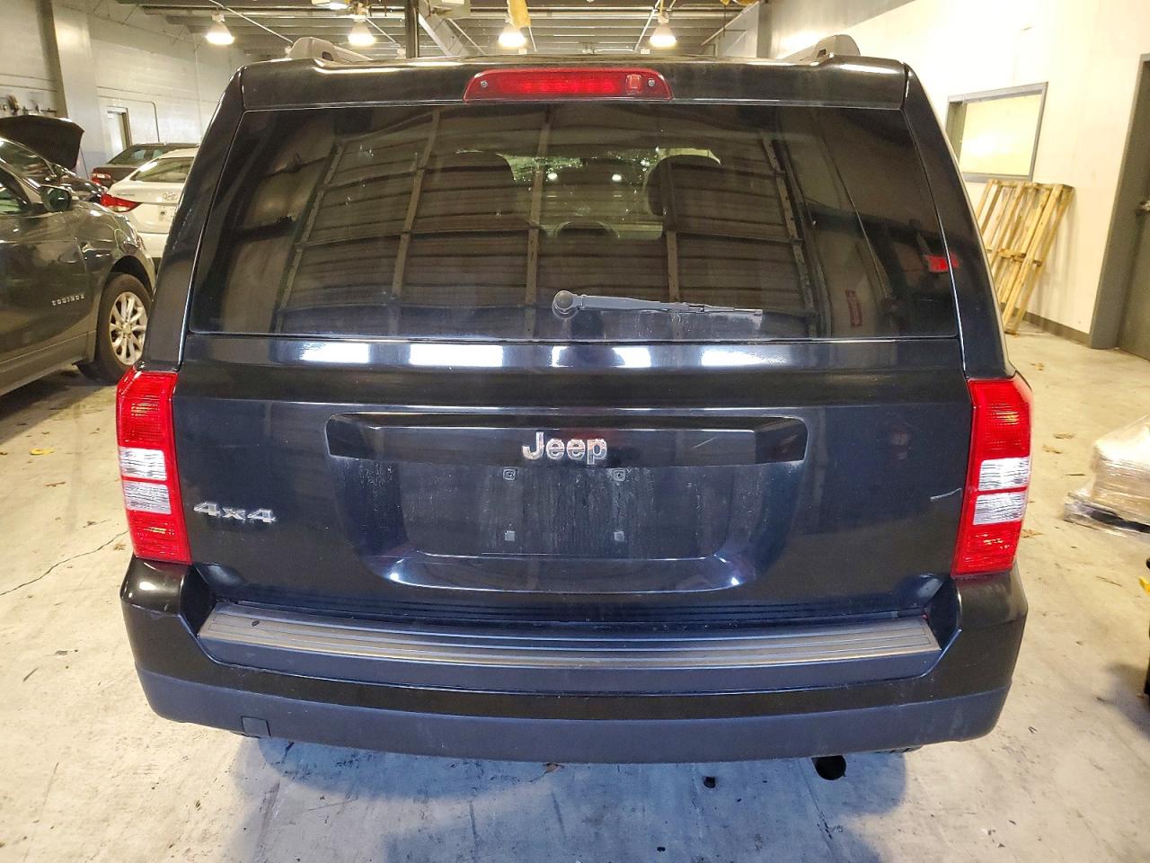 2015 JEEP PATRIOT SPORT photo 6