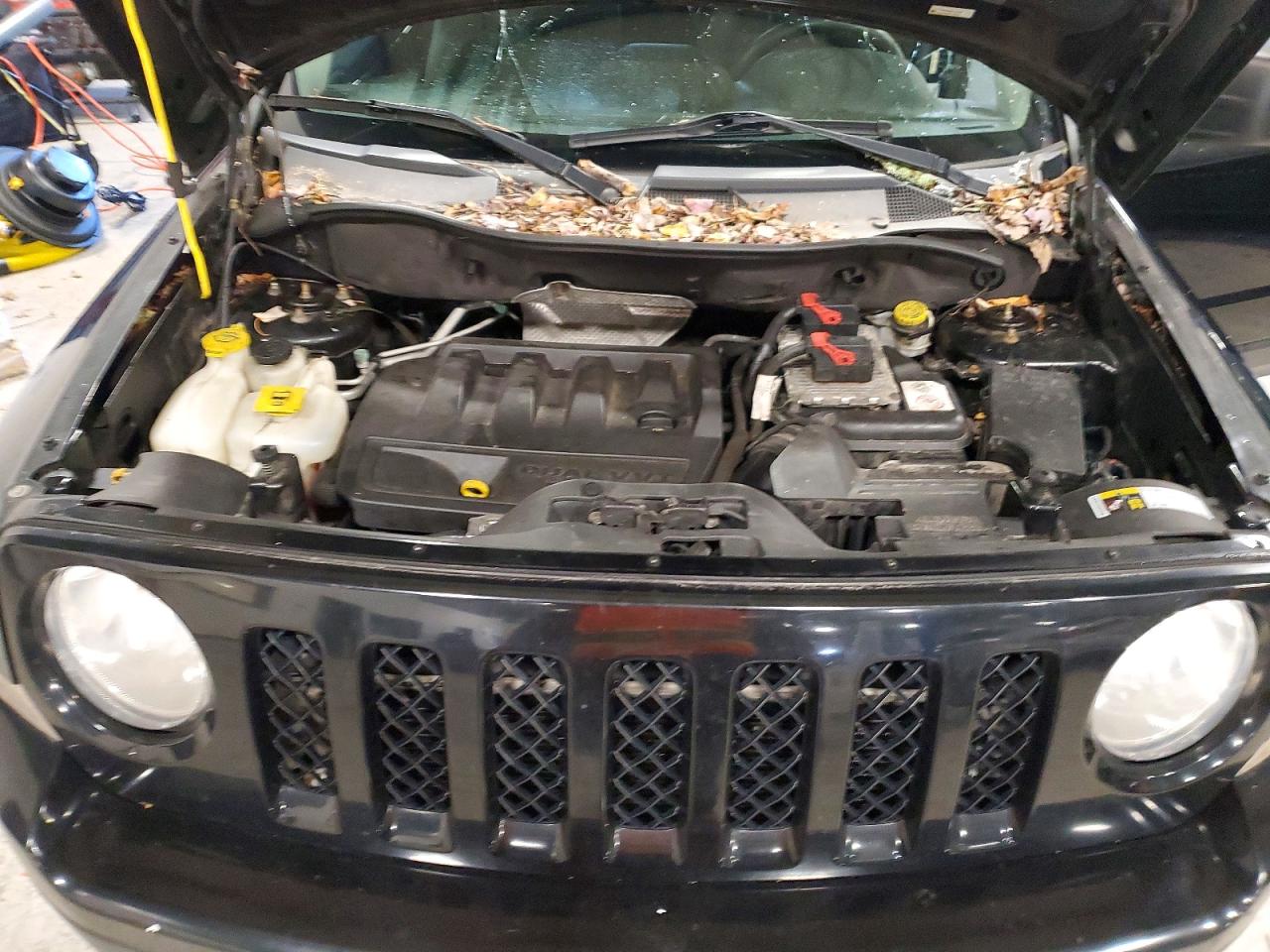 2015 JEEP PATRIOT SPORT photo 12