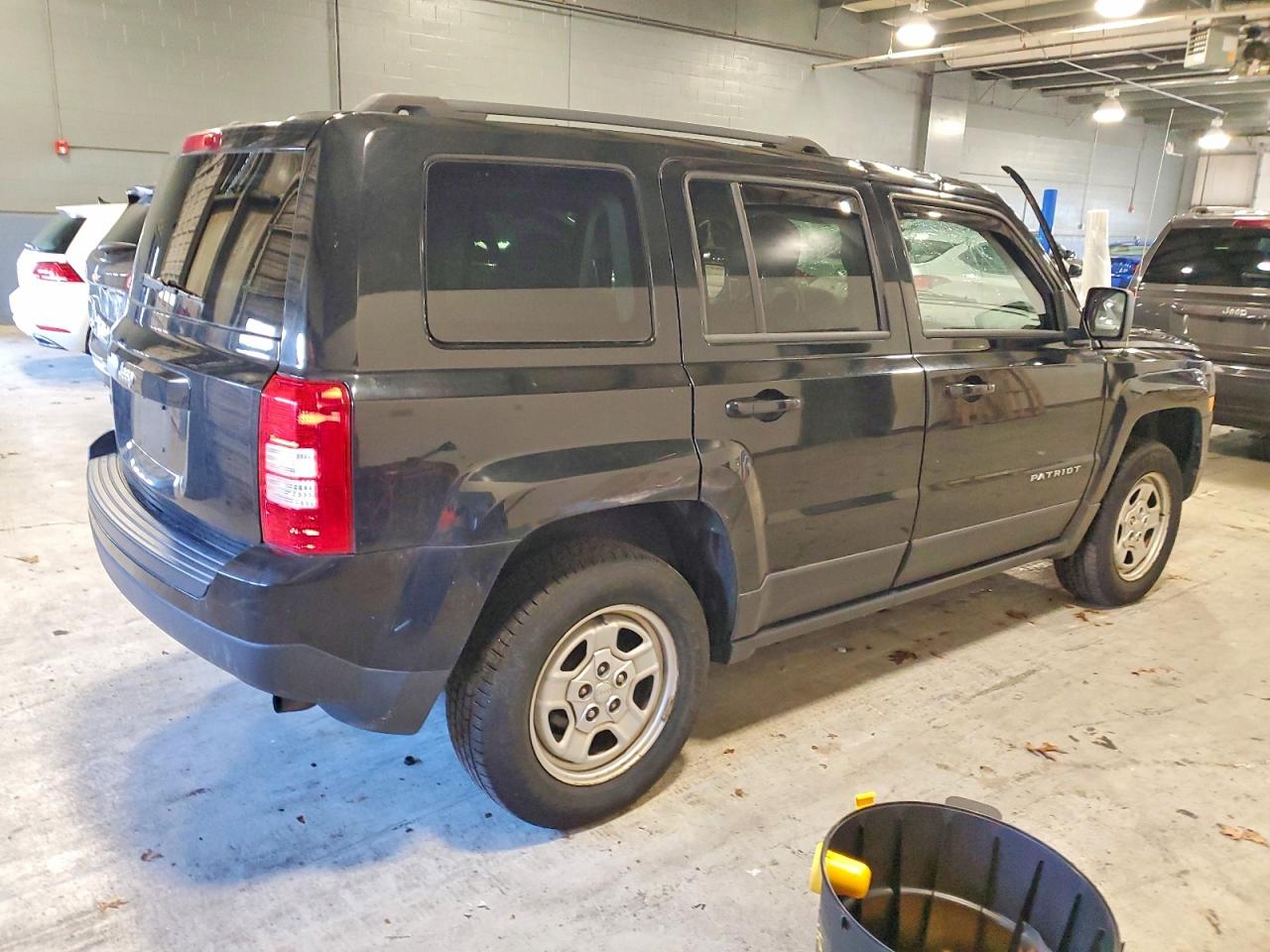 2015 JEEP PATRIOT SPORT photo 3
