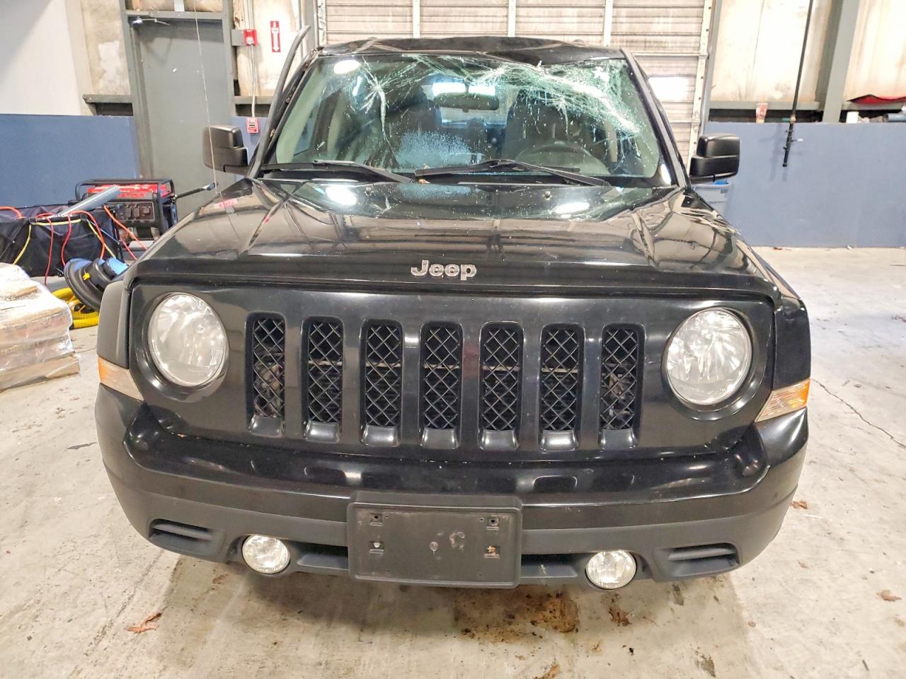 2015 JEEP PATRIOT SPORT photo 5
