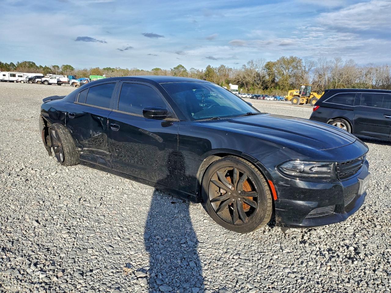 2018 DODGE CHARGER SXT photo 4
