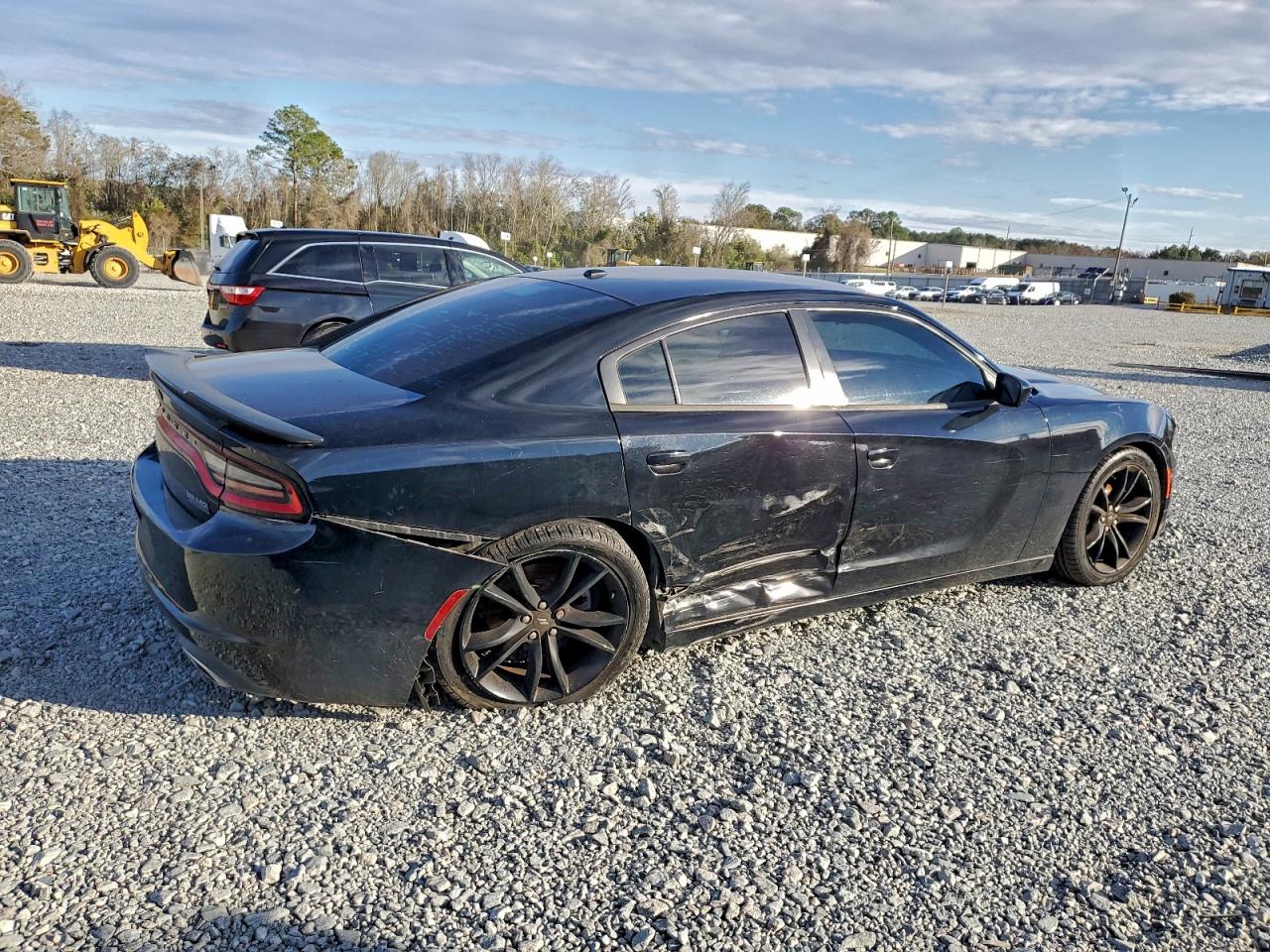 2018 DODGE CHARGER SXT photo 3