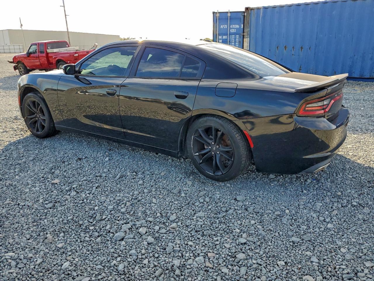 2018 DODGE CHARGER SXT photo 2