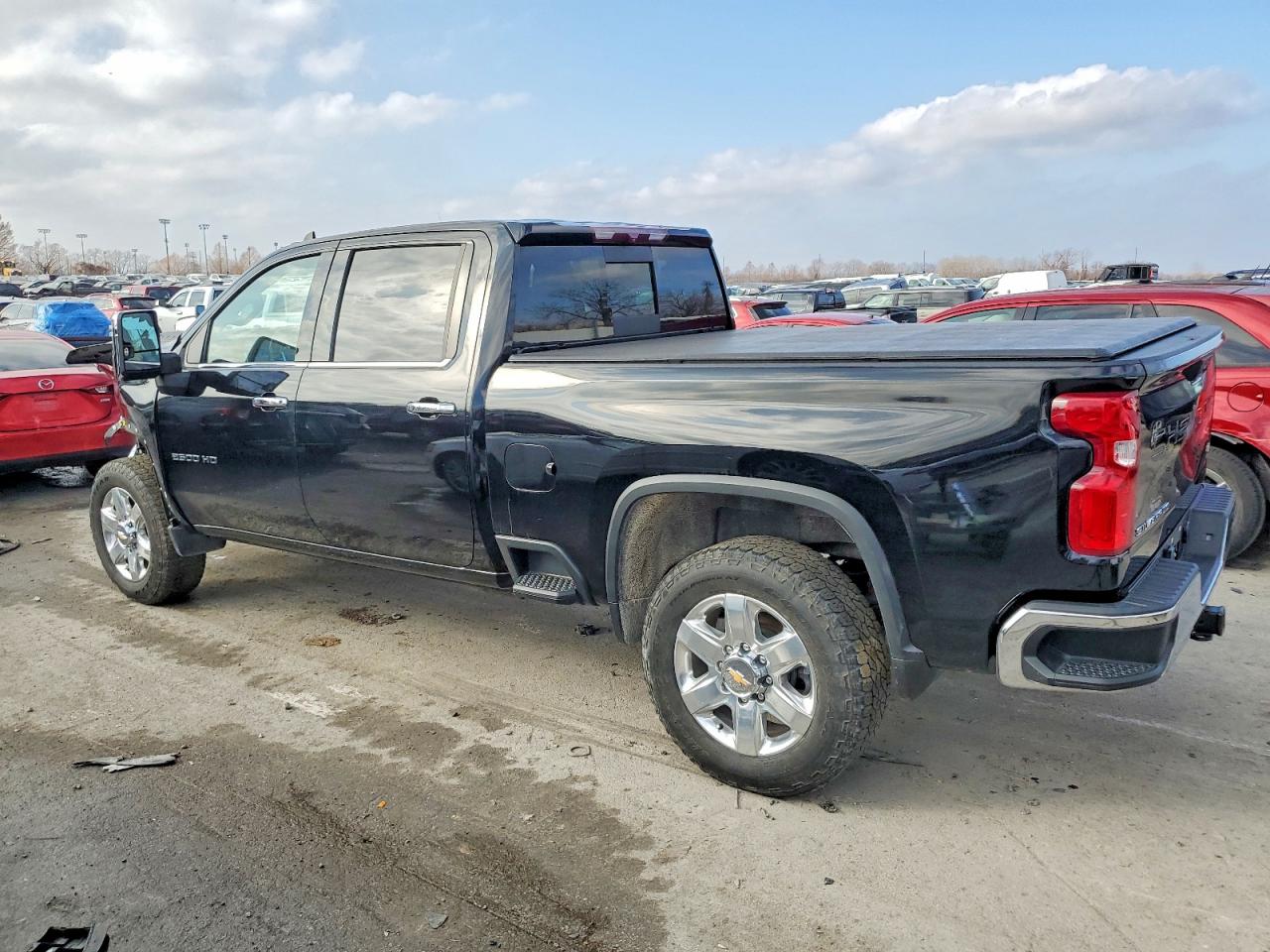 2021 CHEVROLET SILVERADO K2500 HEAVY DUTY LTZ photo 2