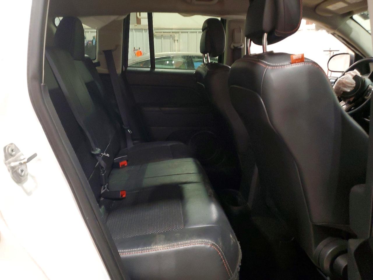 2016 JEEP COMPASS SPORT photo 11
