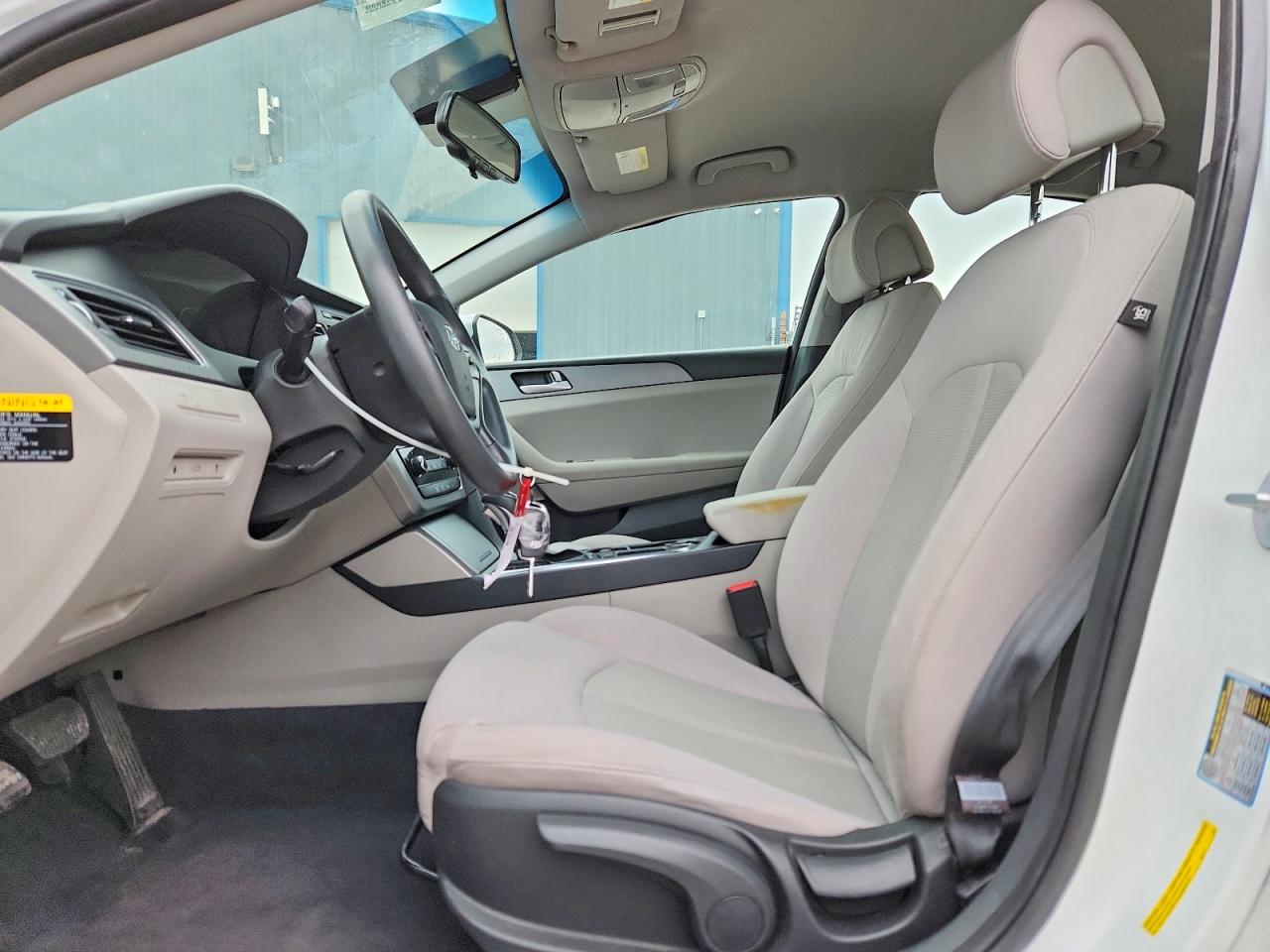 2016 HYUNDAI SONATA SE photo 7