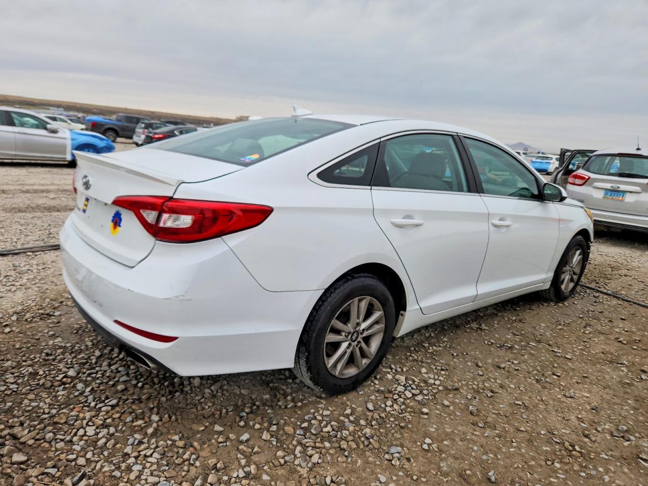 2016 HYUNDAI SONATA SE photo 3