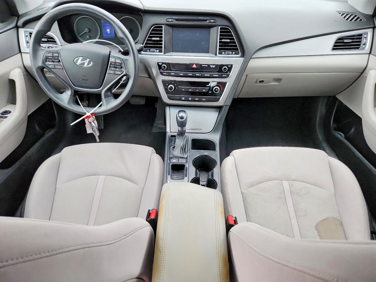 2016 HYUNDAI SONATA SE photo 8