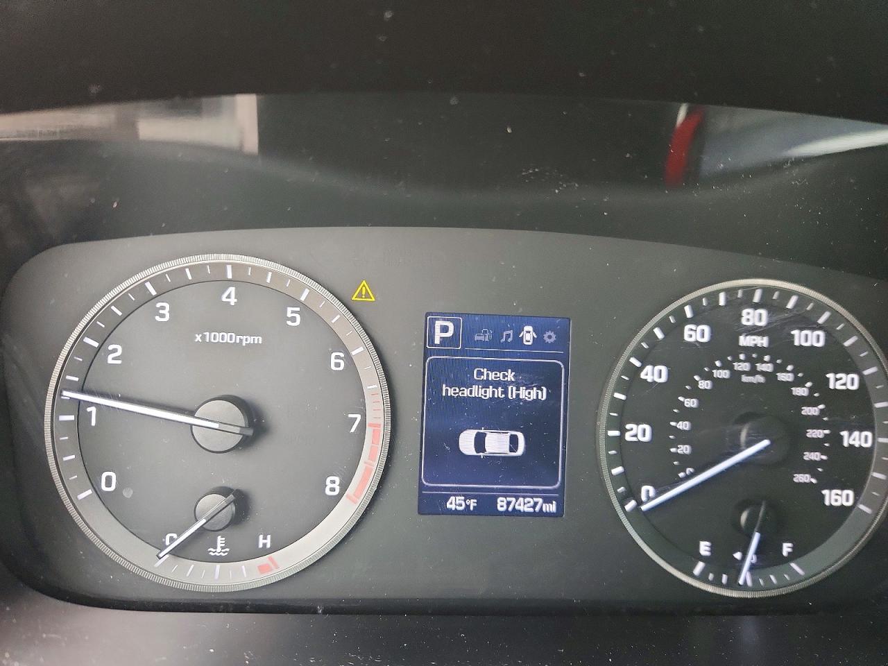 2016 HYUNDAI SONATA SE photo 9