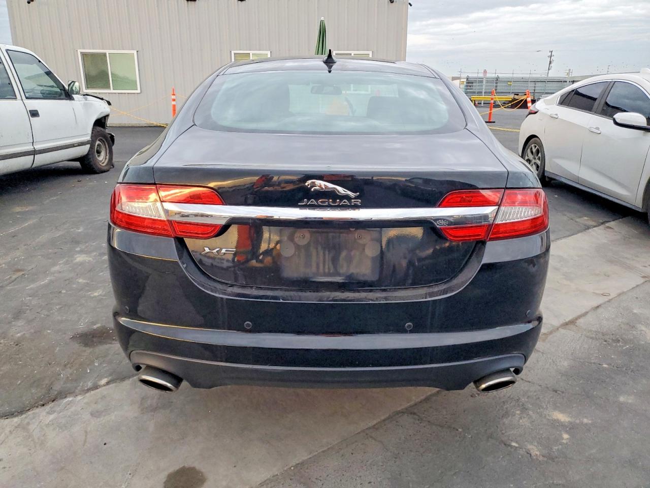 2015 JAGUAR XF 2.0T PREMIUM photo 16