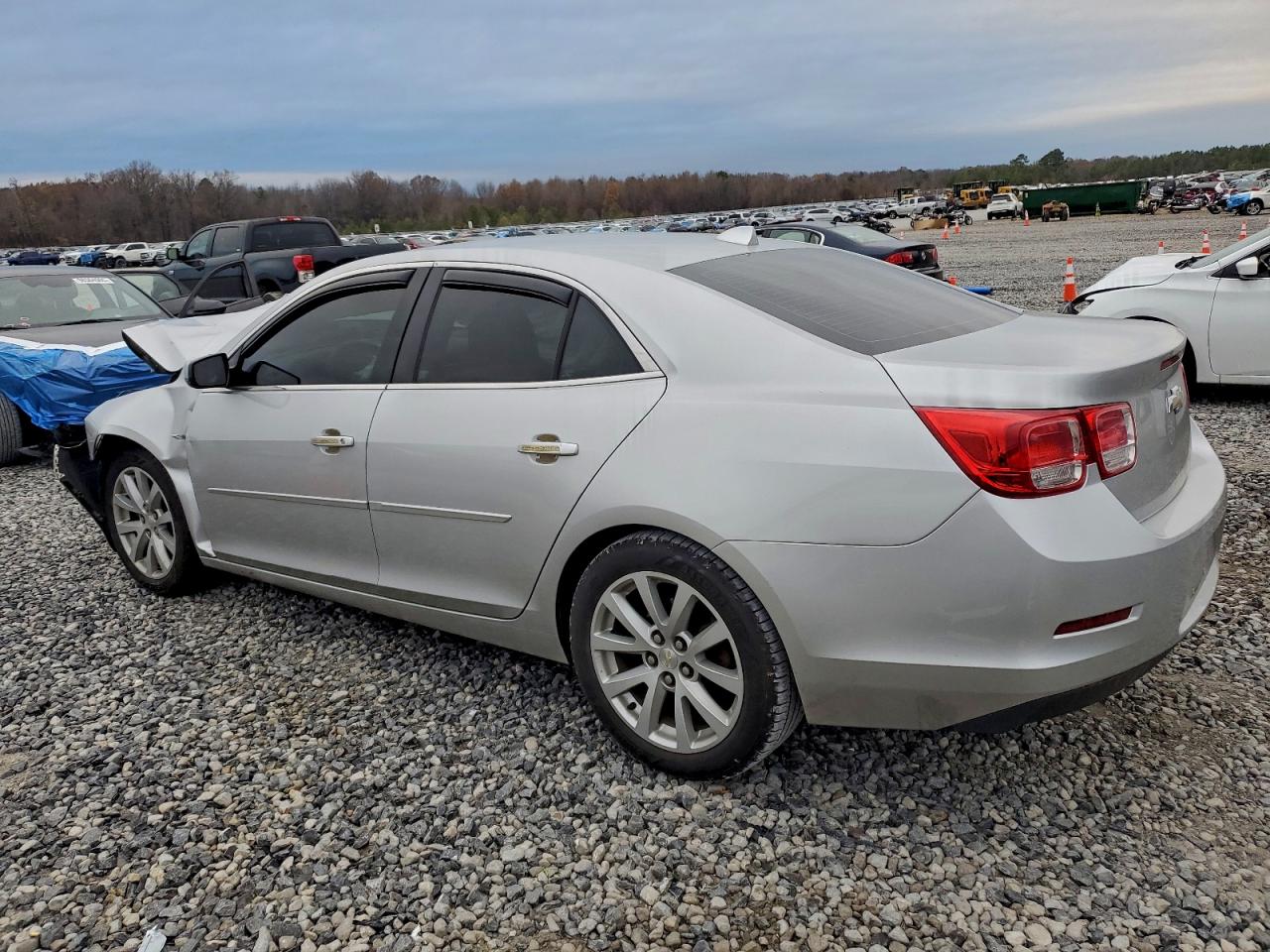 2014 CHEVROLET MALIBU 2LT photo 3