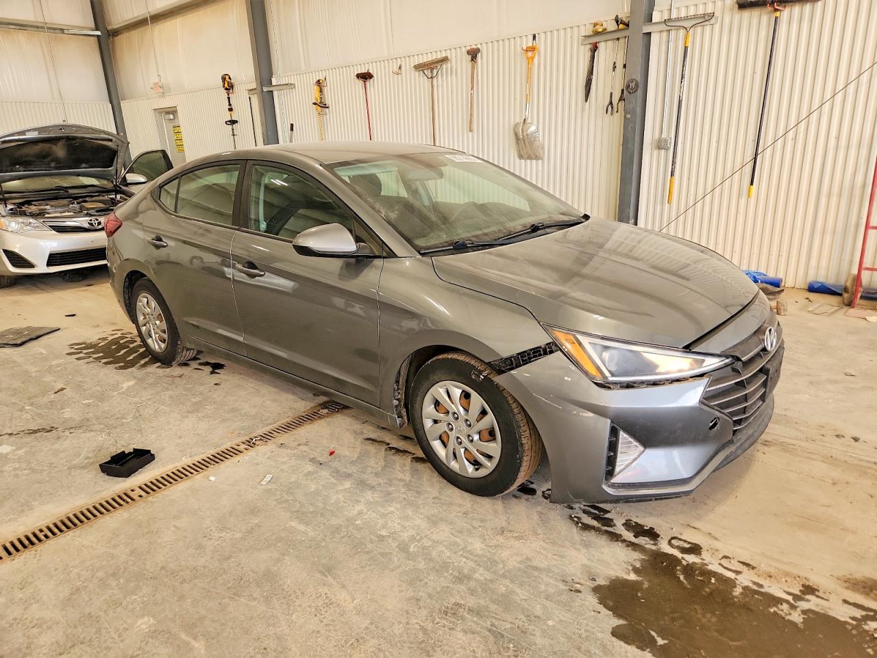 2019 HYUNDAI ELANTRA SE photo 7