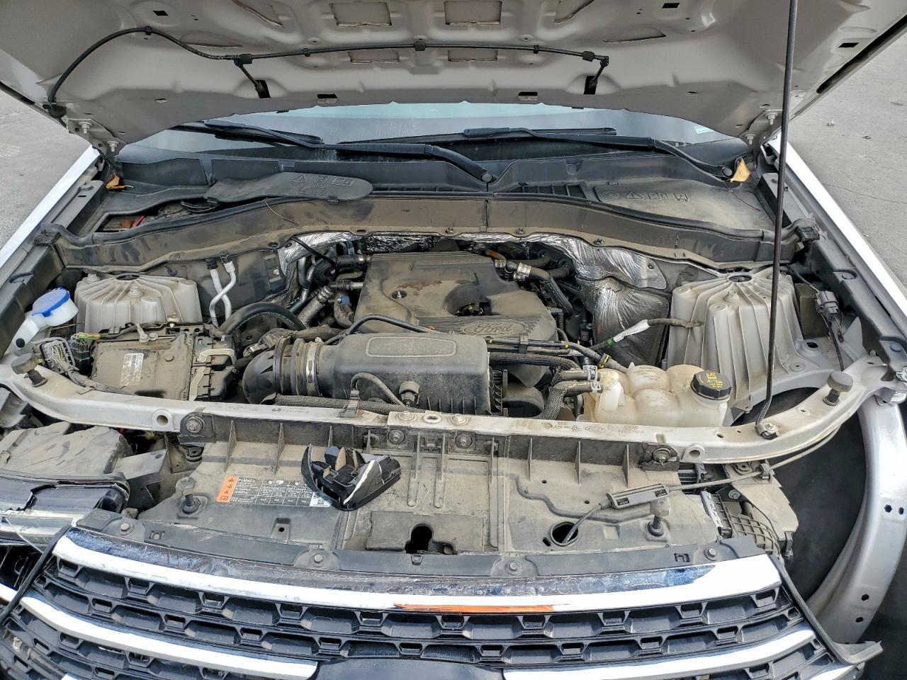 2020 FORD EXPLORER XLT photo 12