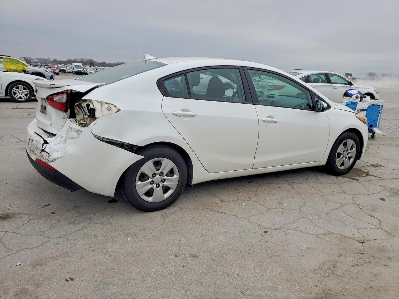 2015 KIA FORTE LX photo 3