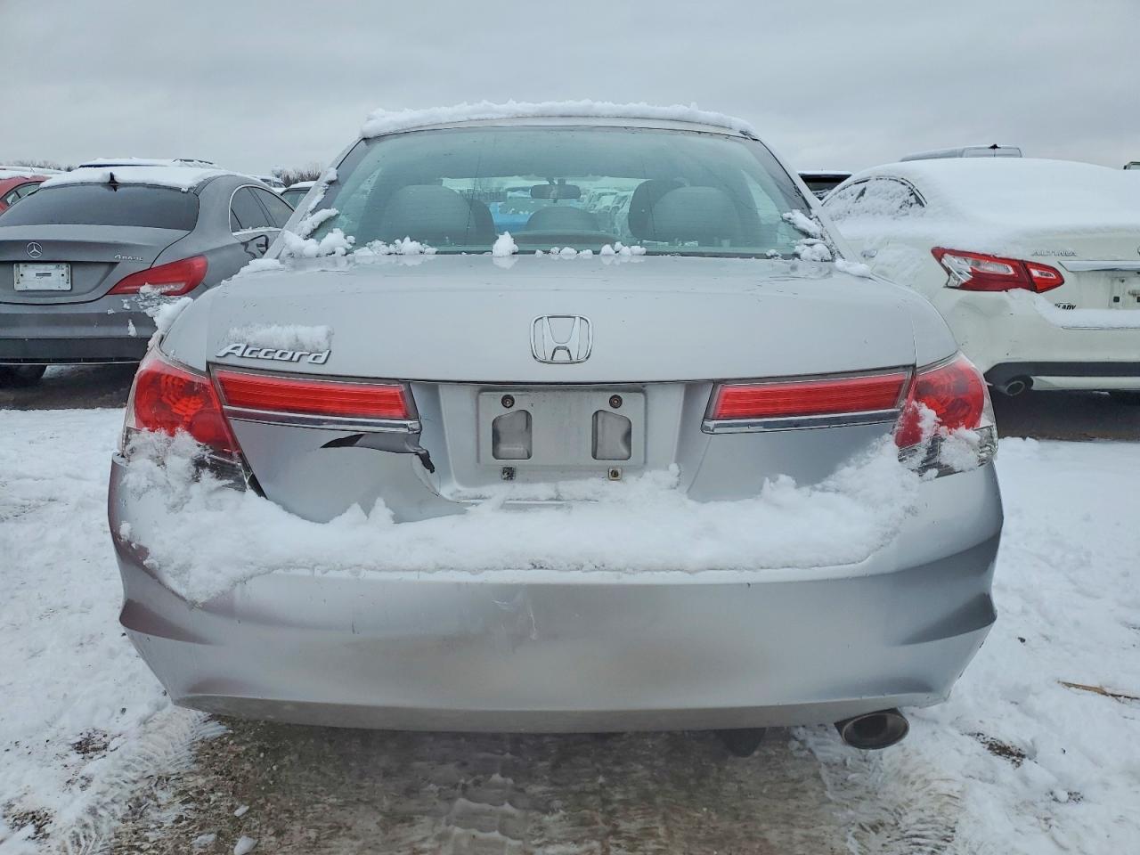 2012 HONDA ACCORD LX photo 6