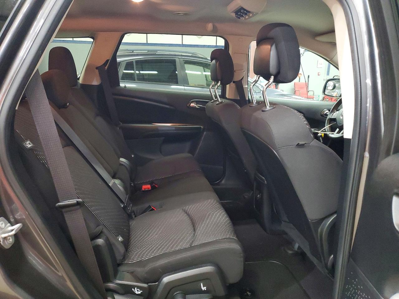 2015 DODGE JOURNEY SXT photo 11