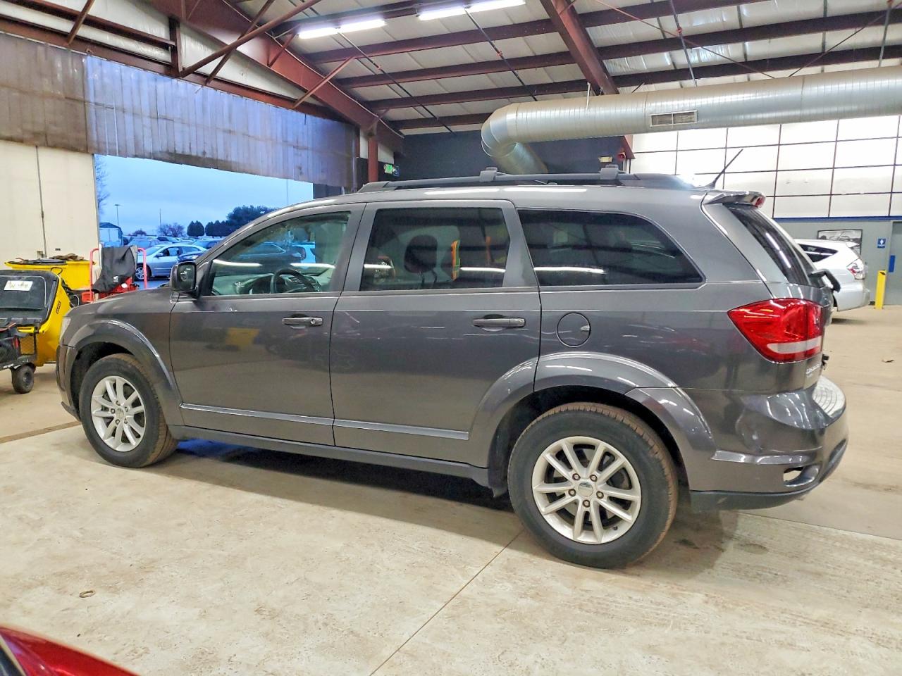 2015 DODGE JOURNEY SXT photo 2