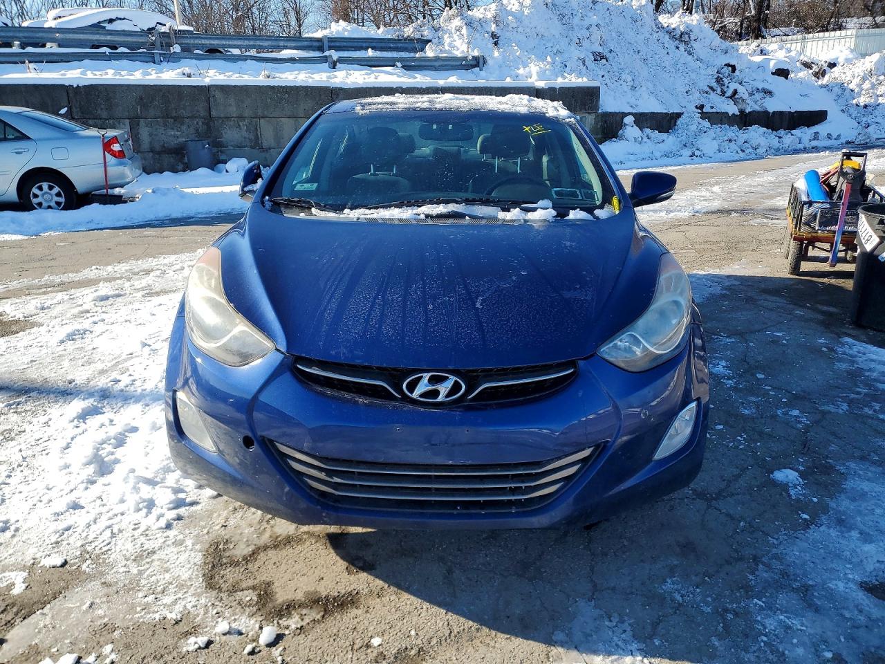 2013 HYUNDAI ELANTRA GLS photo 5