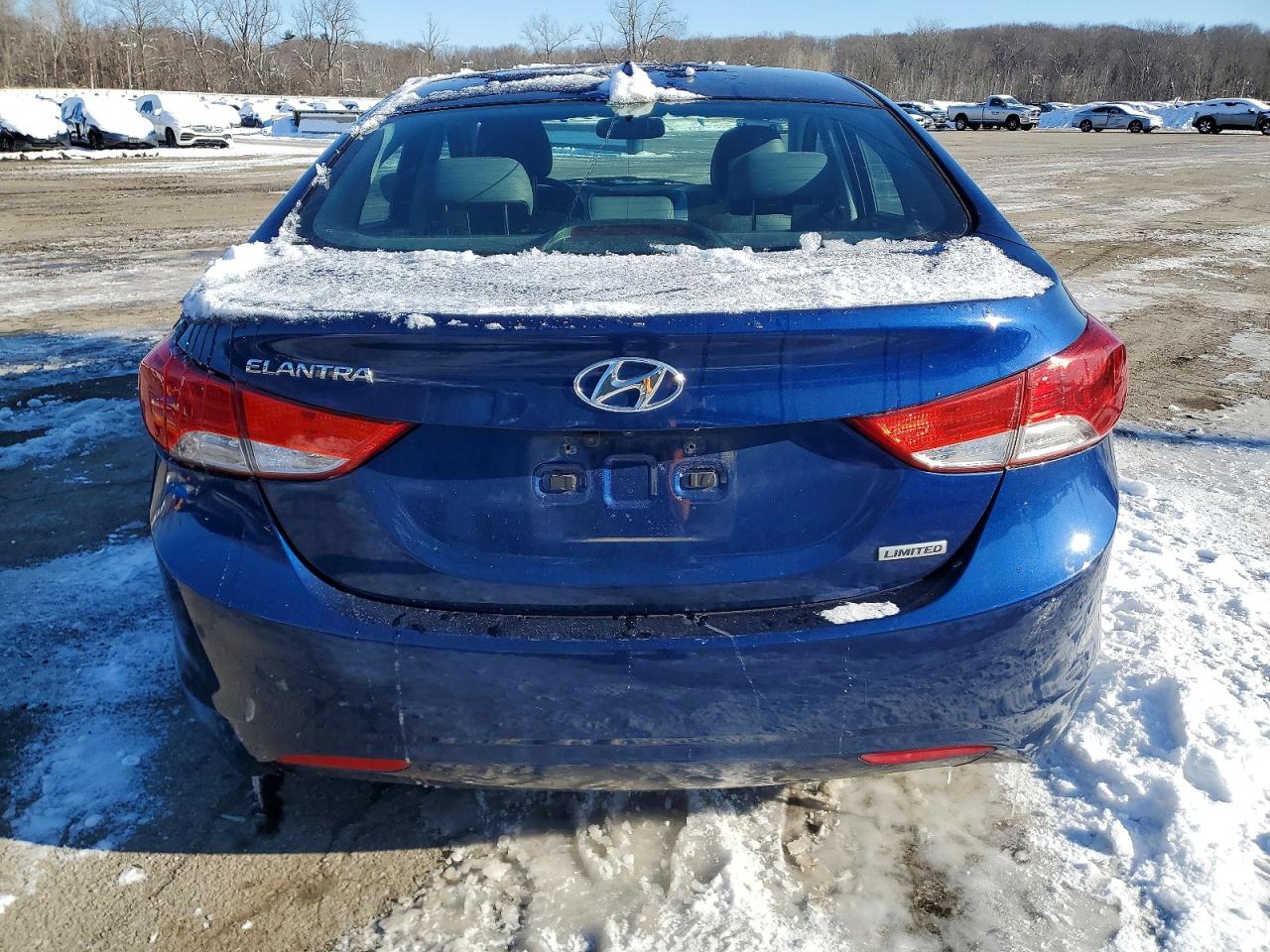 2013 HYUNDAI ELANTRA GLS photo 6