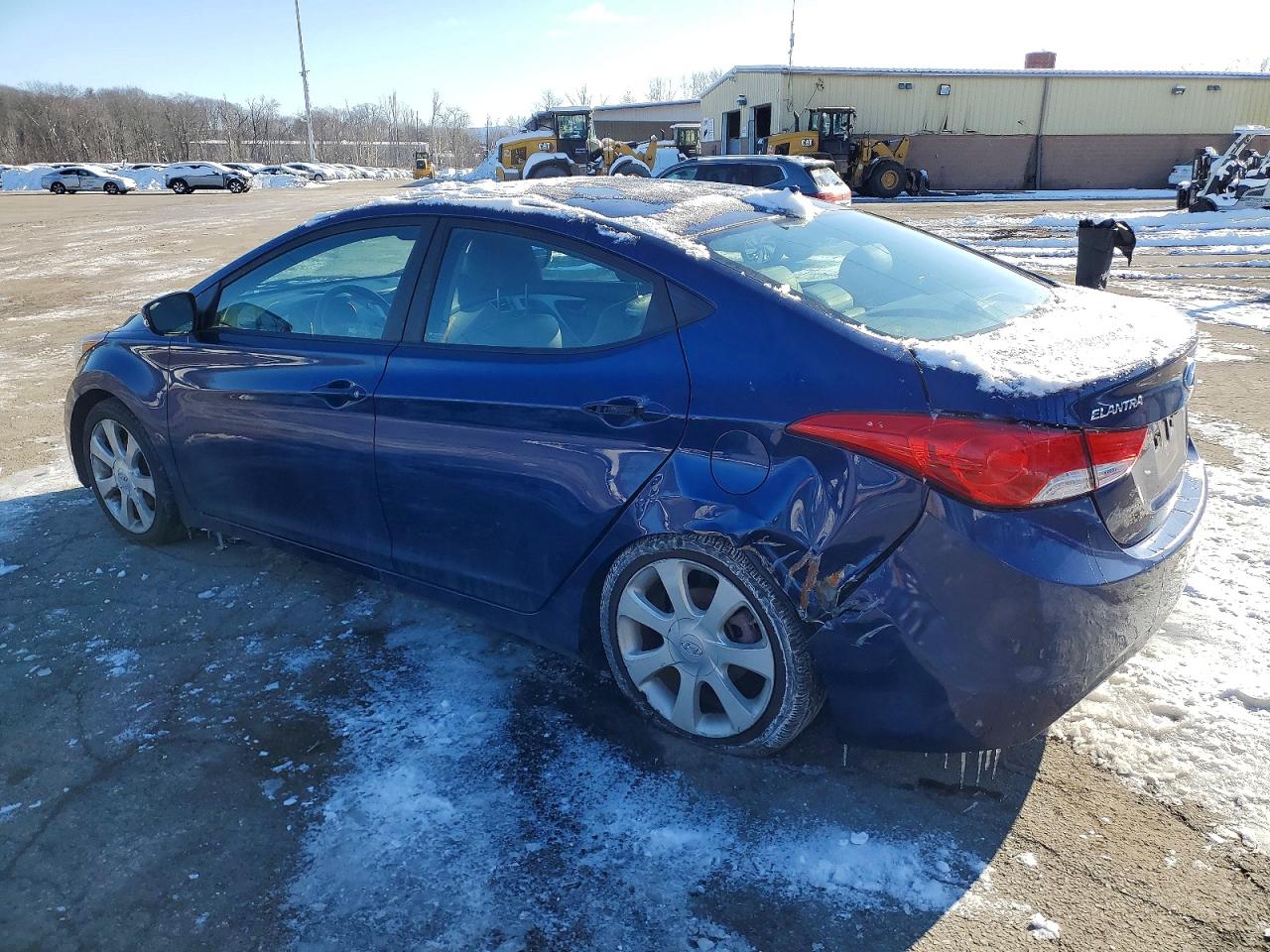 2013 HYUNDAI ELANTRA GLS photo 2