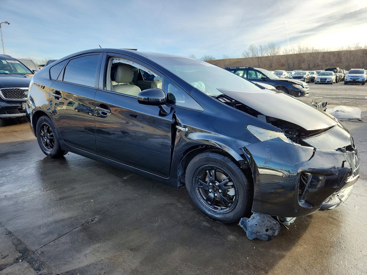 2013 TOYOTA PRIUS photo 7