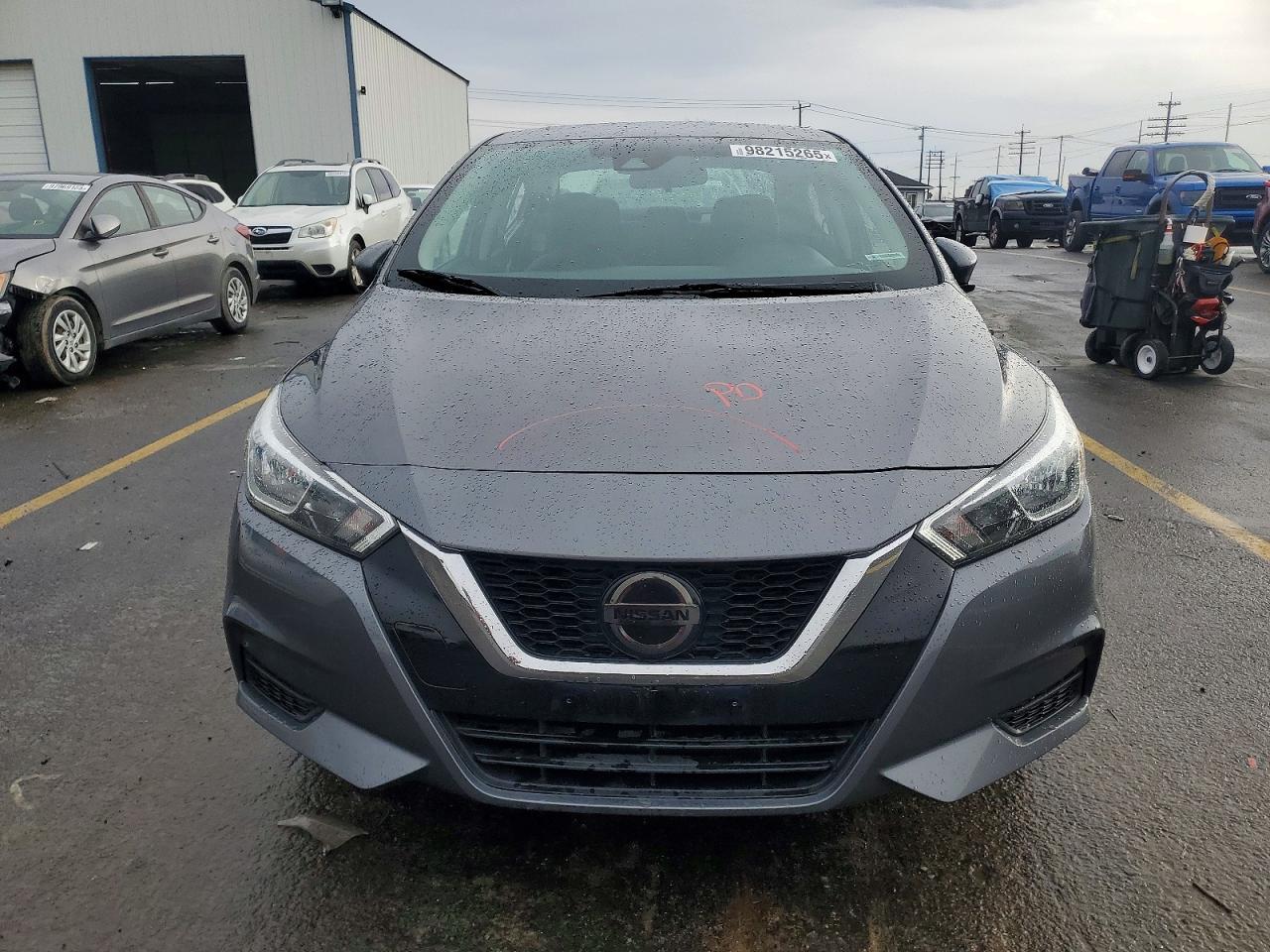 2020 NISSAN VERSA SV photo 9