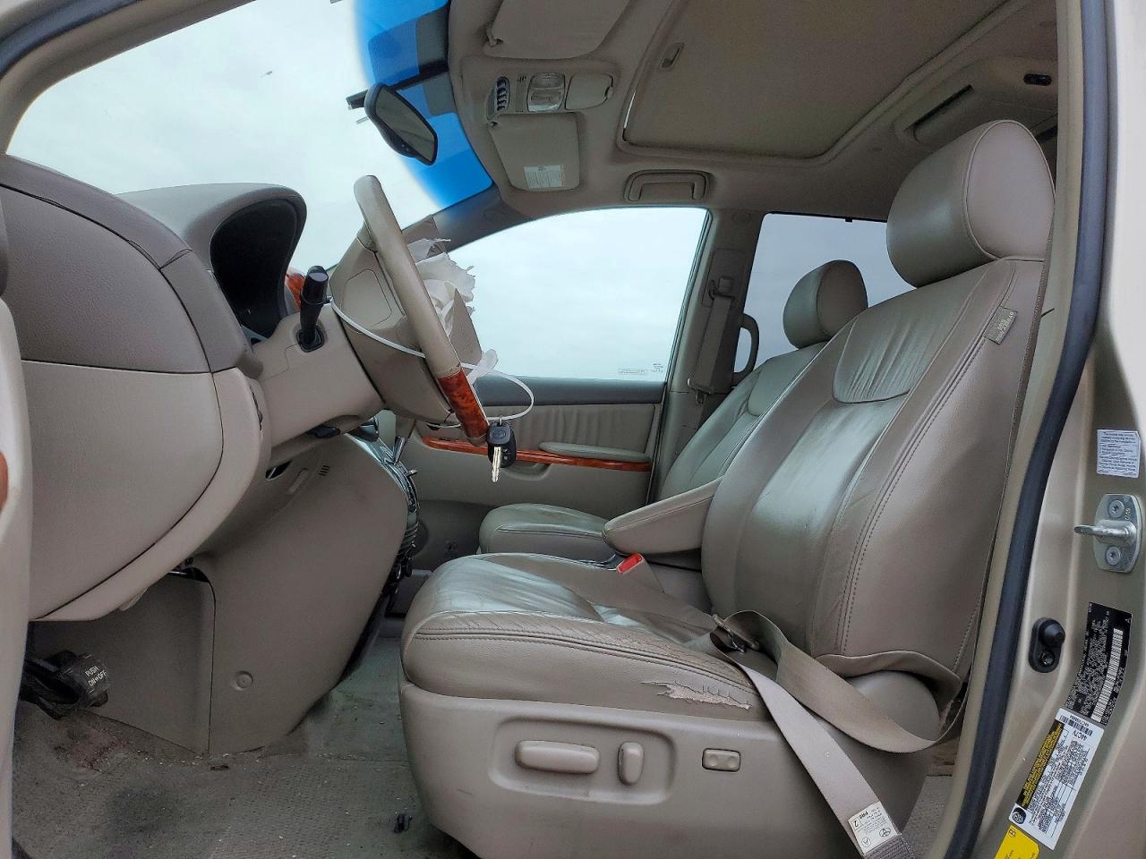 2006 TOYOTA SIENNA XLE photo 13