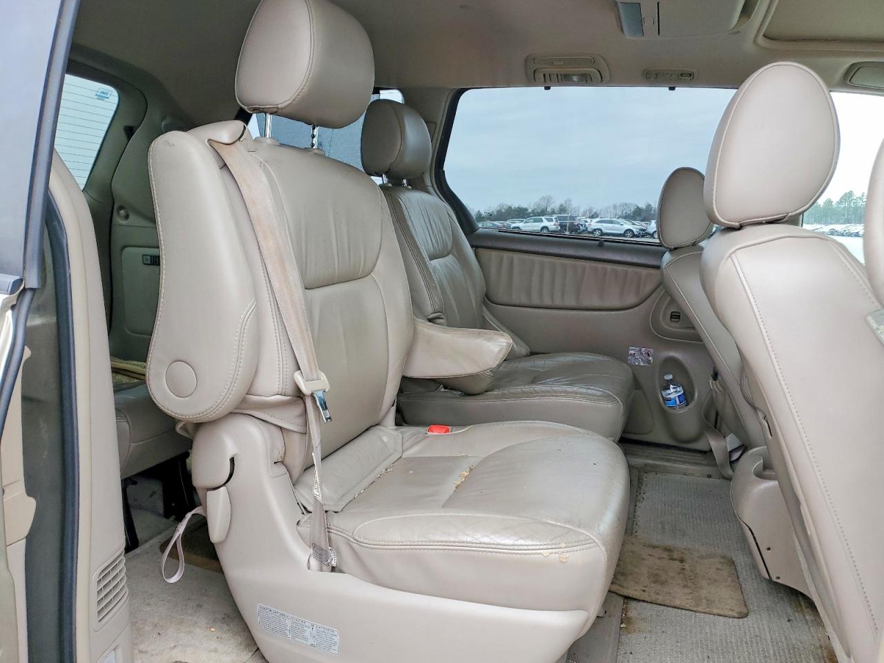 2006 TOYOTA SIENNA XLE photo 21