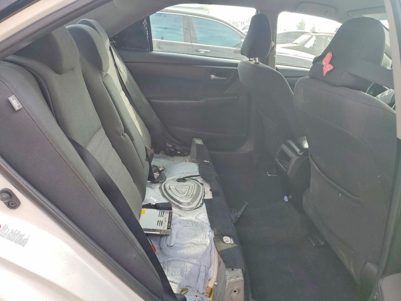 2017 TOYOTA CAMRY LE photo 10