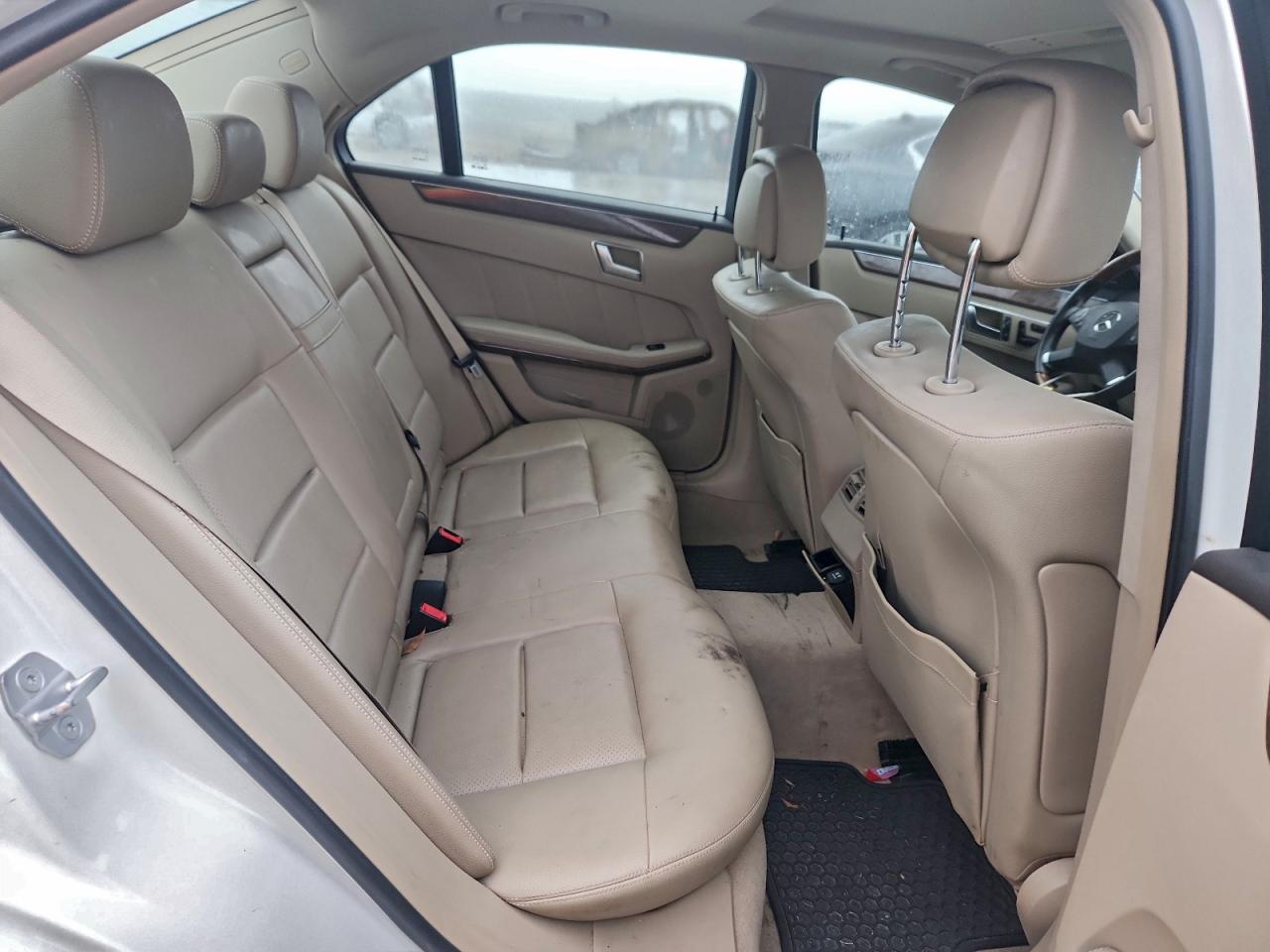2012 MERCEDES-BENZ E 350 BLUETEC photo 10