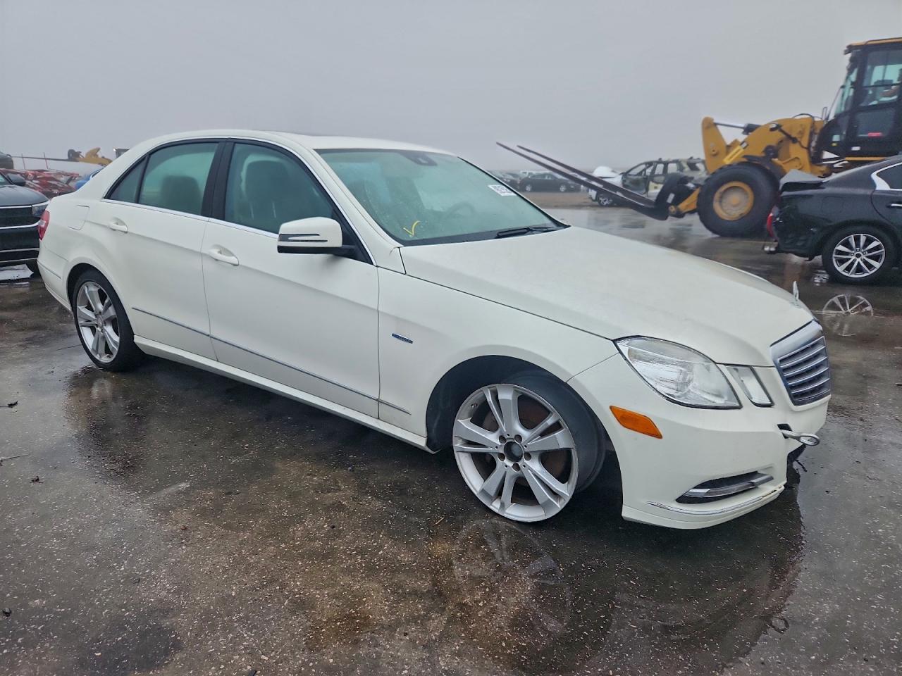 2012 MERCEDES-BENZ E 350 BLUETEC photo 4