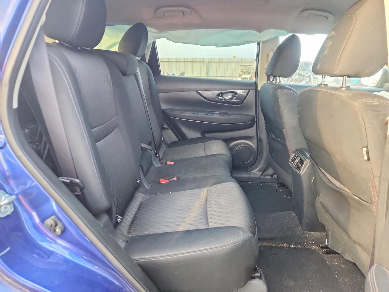 2018 NISSAN ROGUE S photo 10