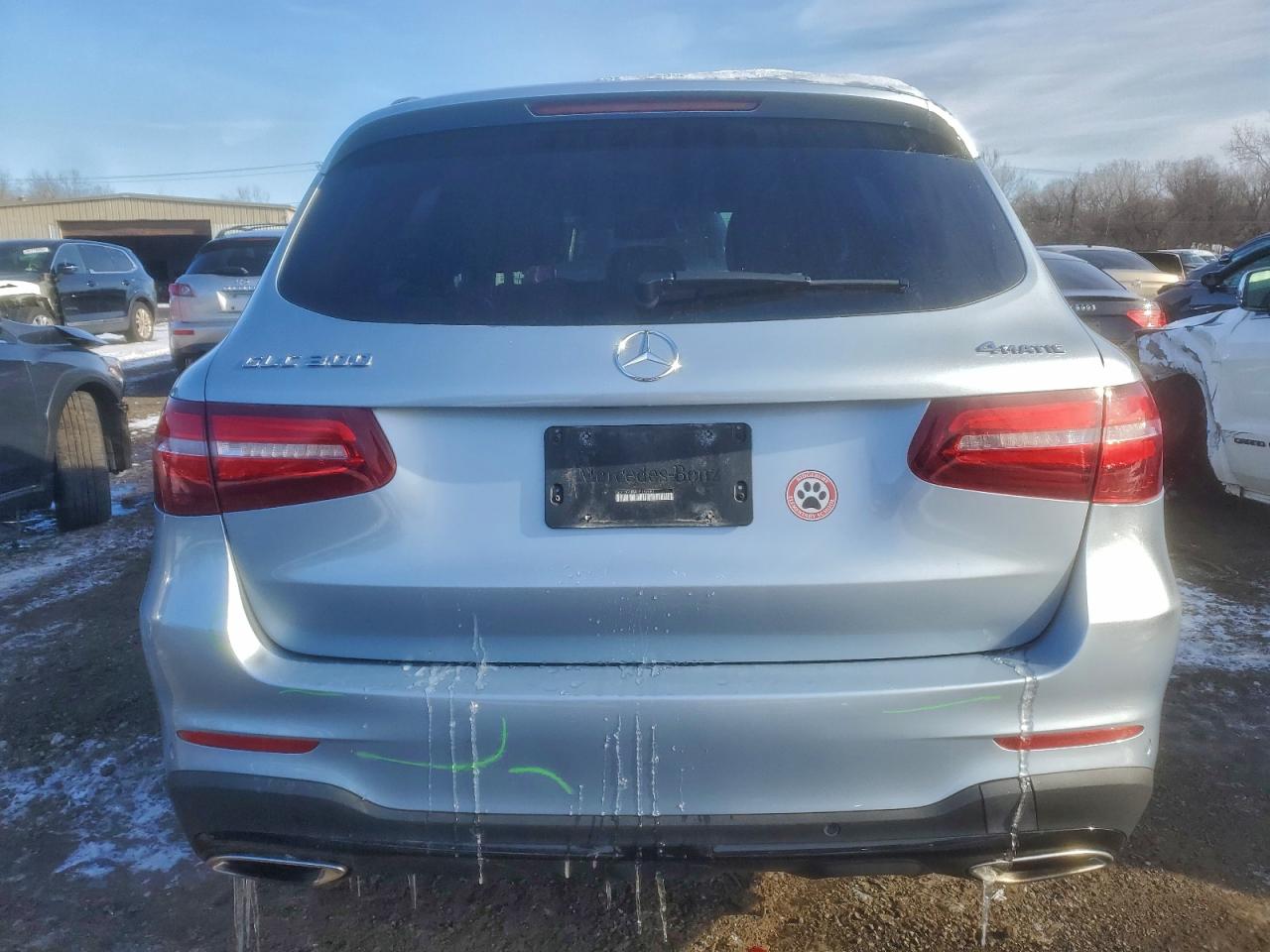 2017 MERCEDES-BENZ GLC 300 4MATIC photo 11