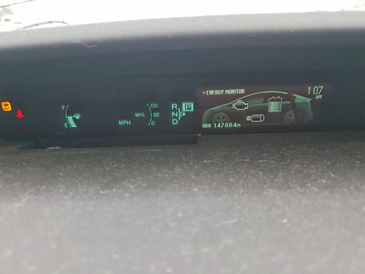 2014 TOYOTA PRIUS photo 9
