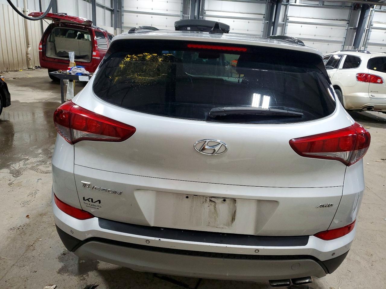 2018 HYUNDAI TUCSON VALUE photo 6