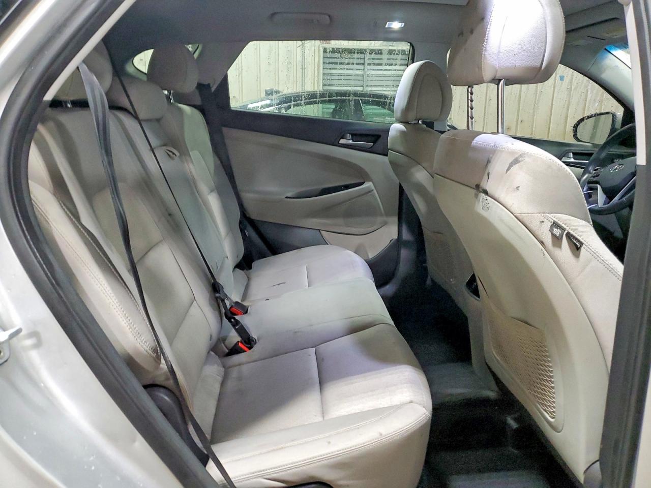2018 HYUNDAI TUCSON VALUE photo 11
