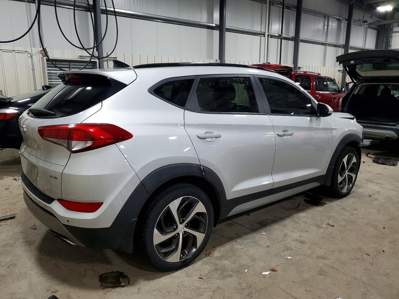 2018 HYUNDAI TUCSON VALUE photo 3