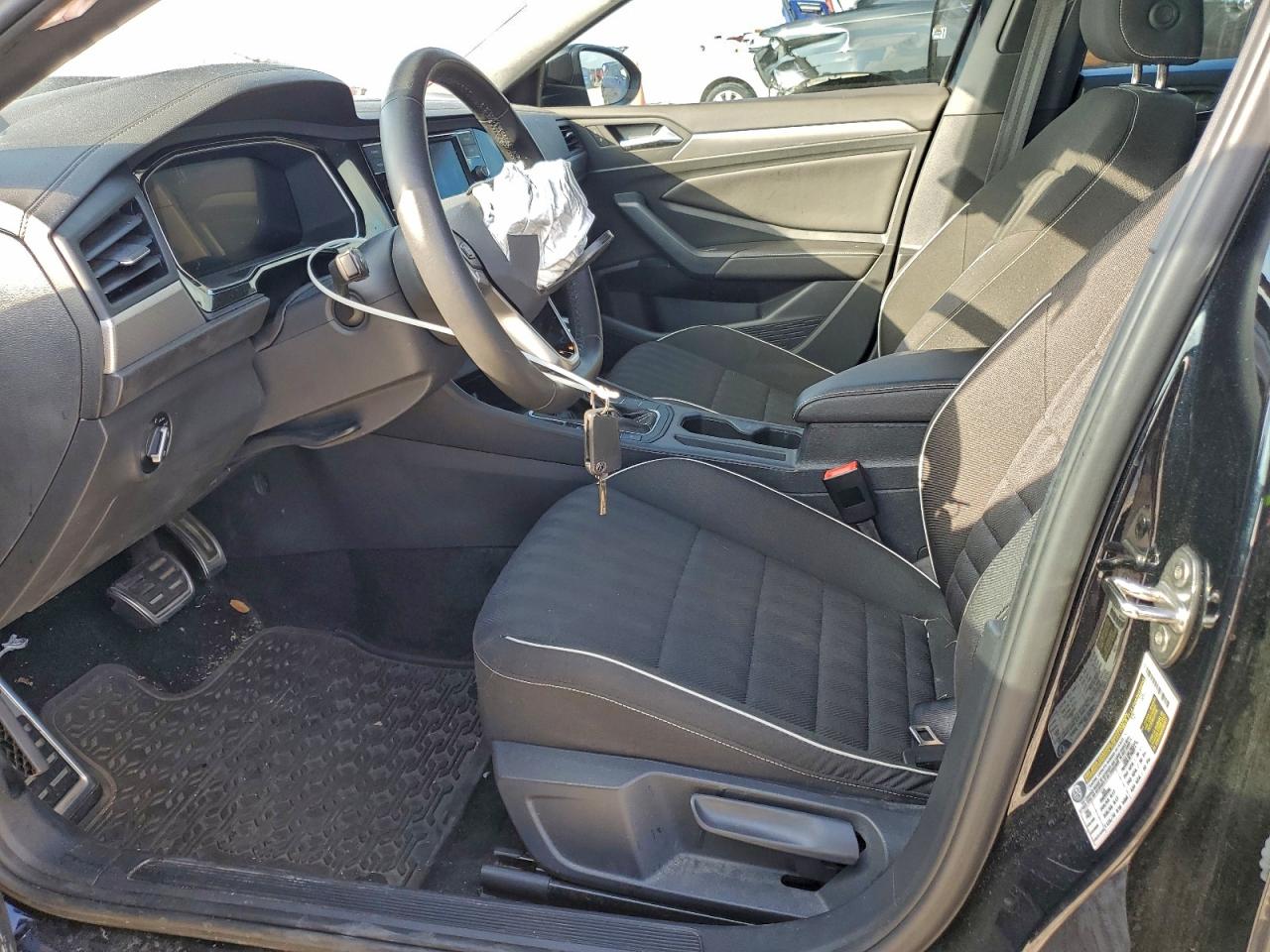 2024 VOLKSWAGEN JETTA SPORT photo 7